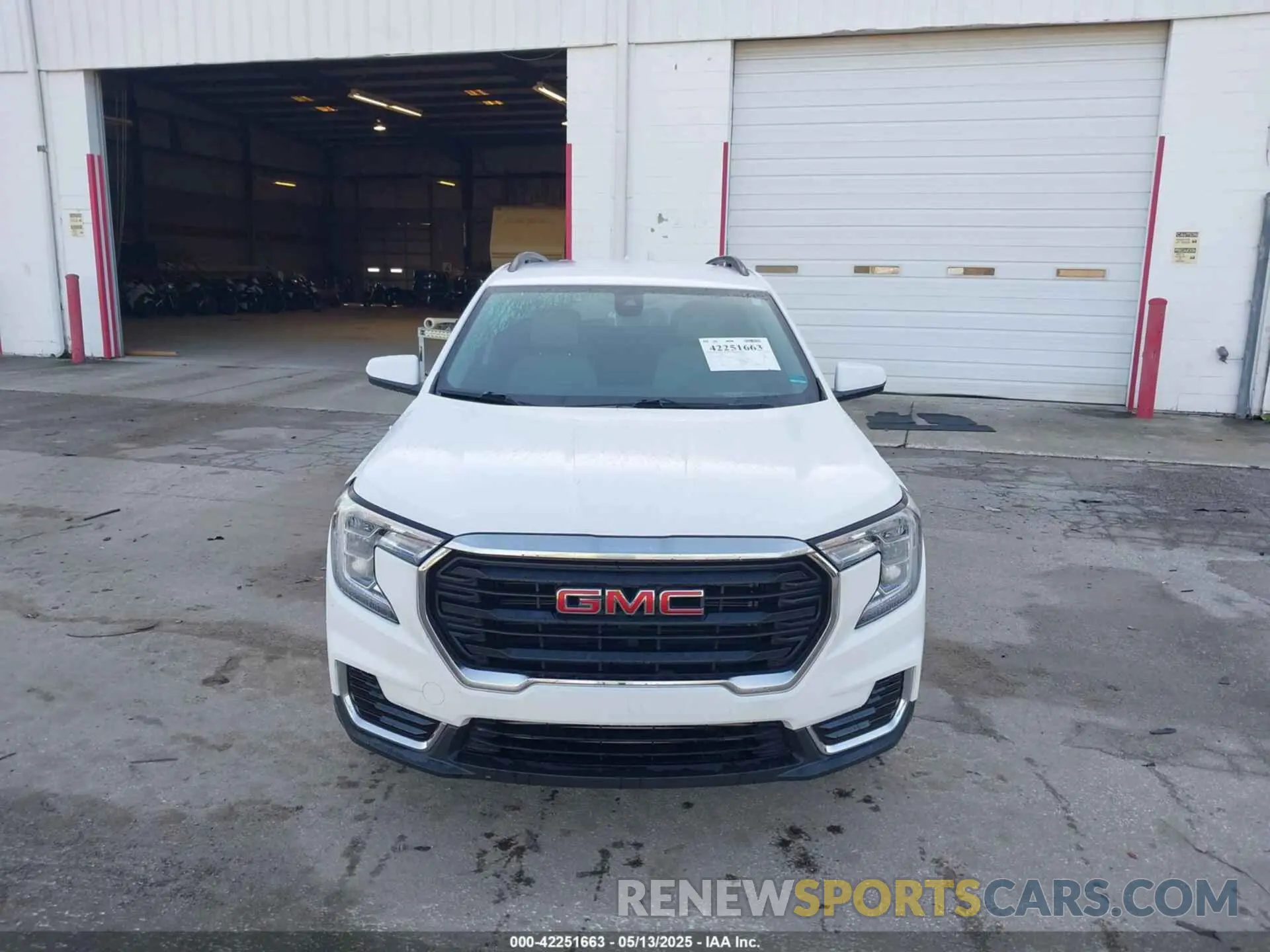 12 Photograph of a damaged car 3GKALTEG7PL237931 GMC TERRAIN 2023