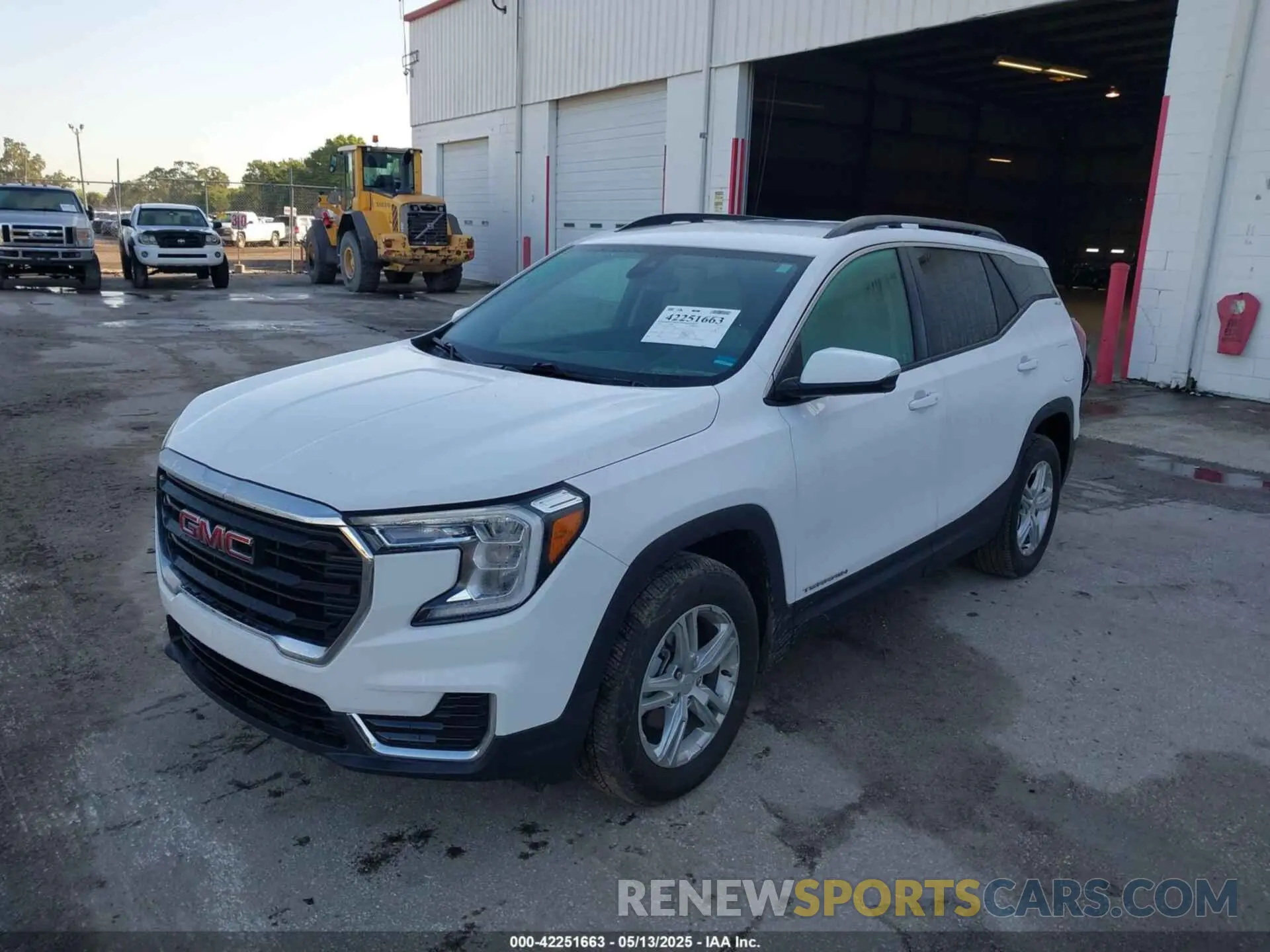 2 Photograph of a damaged car 3GKALTEG7PL237931 GMC TERRAIN 2023