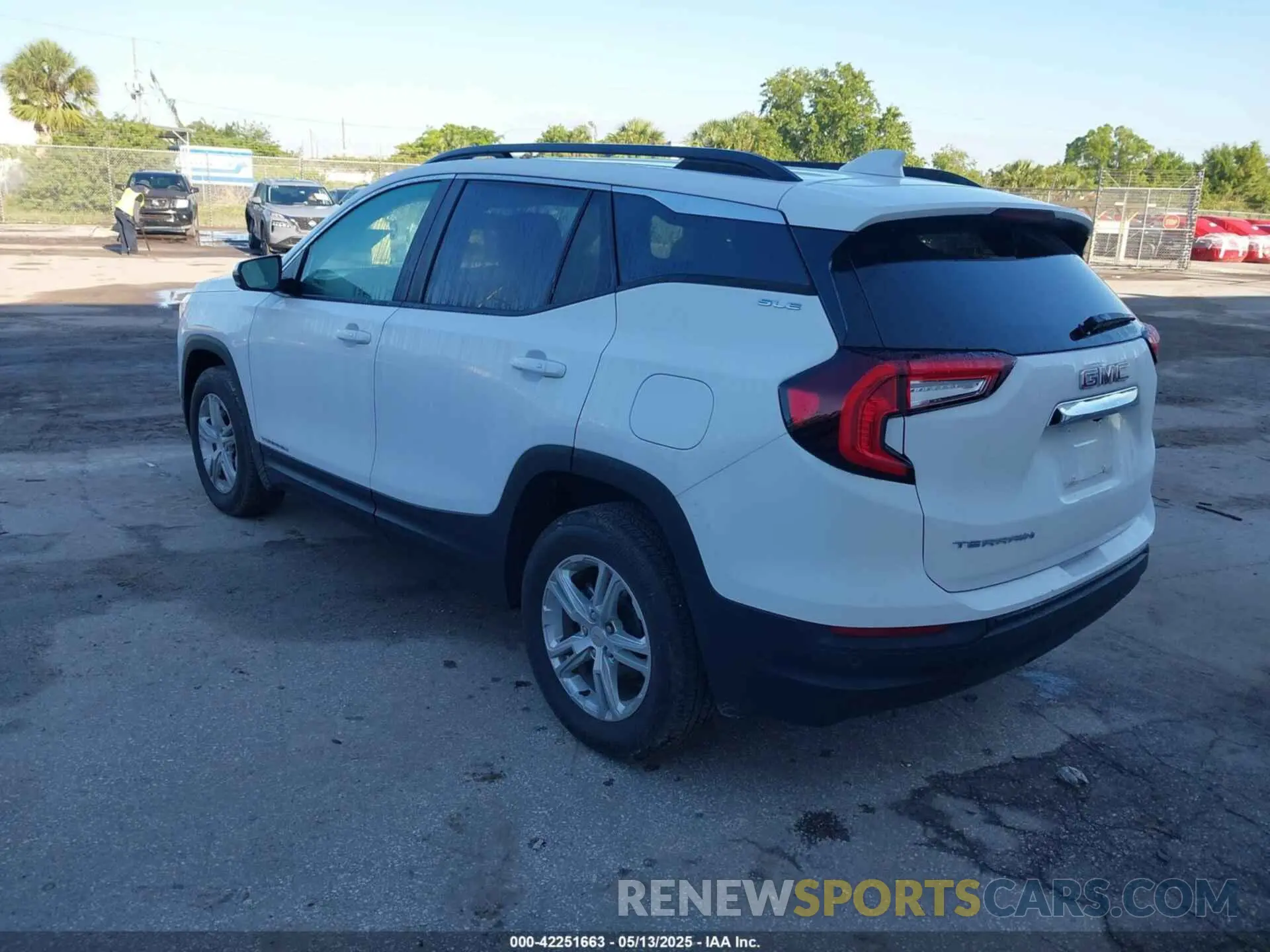 3 Photograph of a damaged car 3GKALTEG7PL237931 GMC TERRAIN 2023