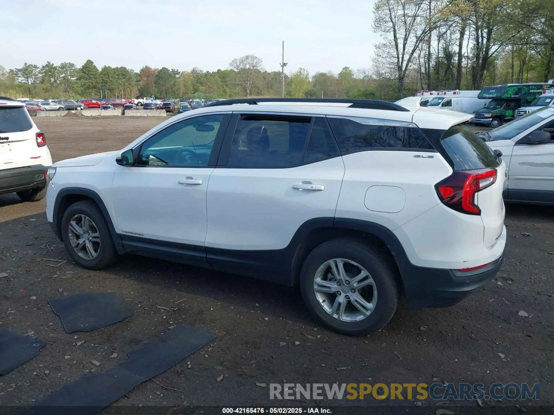 14 Photograph of a damaged car 3GKALTEG7PL237976 GMC TERRAIN 2023