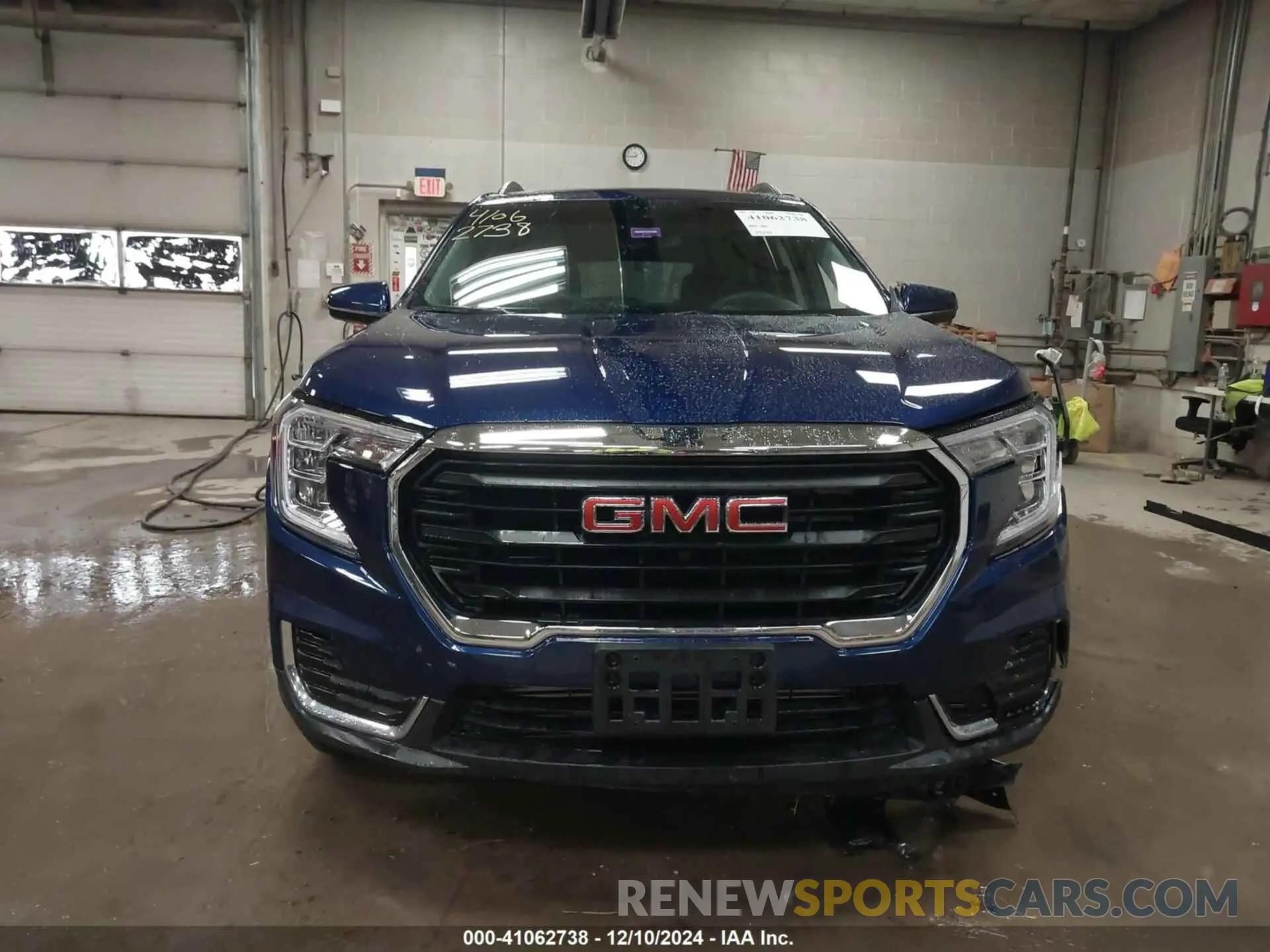 12 Photograph of a damaged car 3GKALTEG9PL137698 GMC TERRAIN 2023