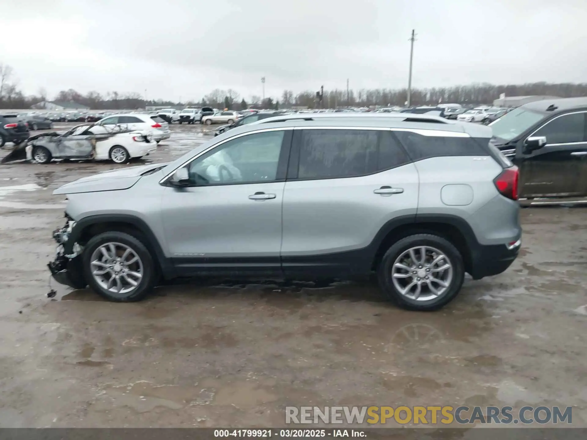 14 Photograph of a damaged car 3GKALVEG0PL136001 GMC TERRAIN 2023