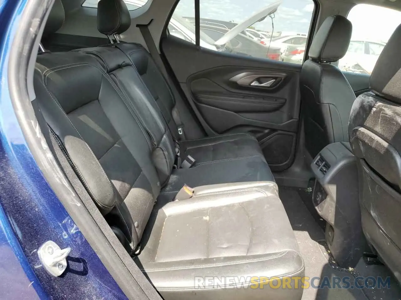 10 Photograph of a damaged car 3GKALVEG1PL192819 GMC TERRAIN 2023