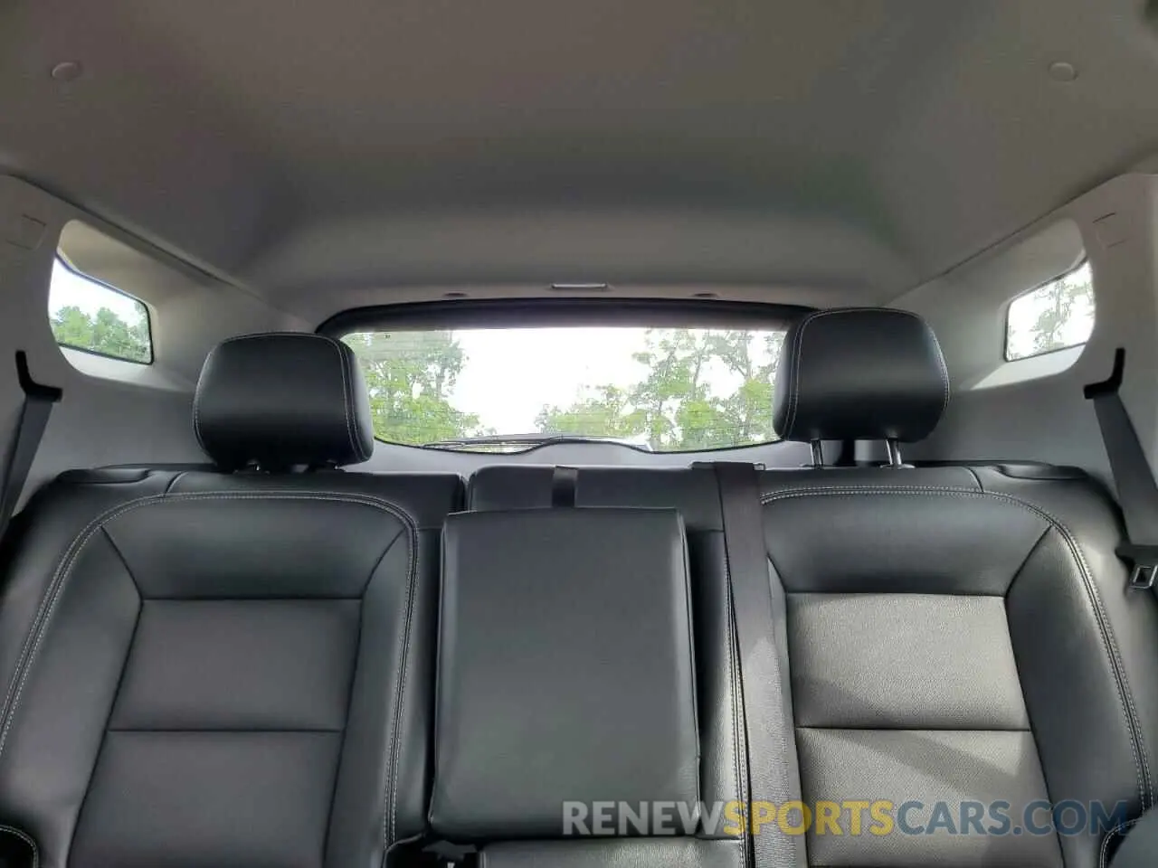 10 Photograph of a damaged car 3GKALVEG2PL260853 GMC TERRAIN 2023