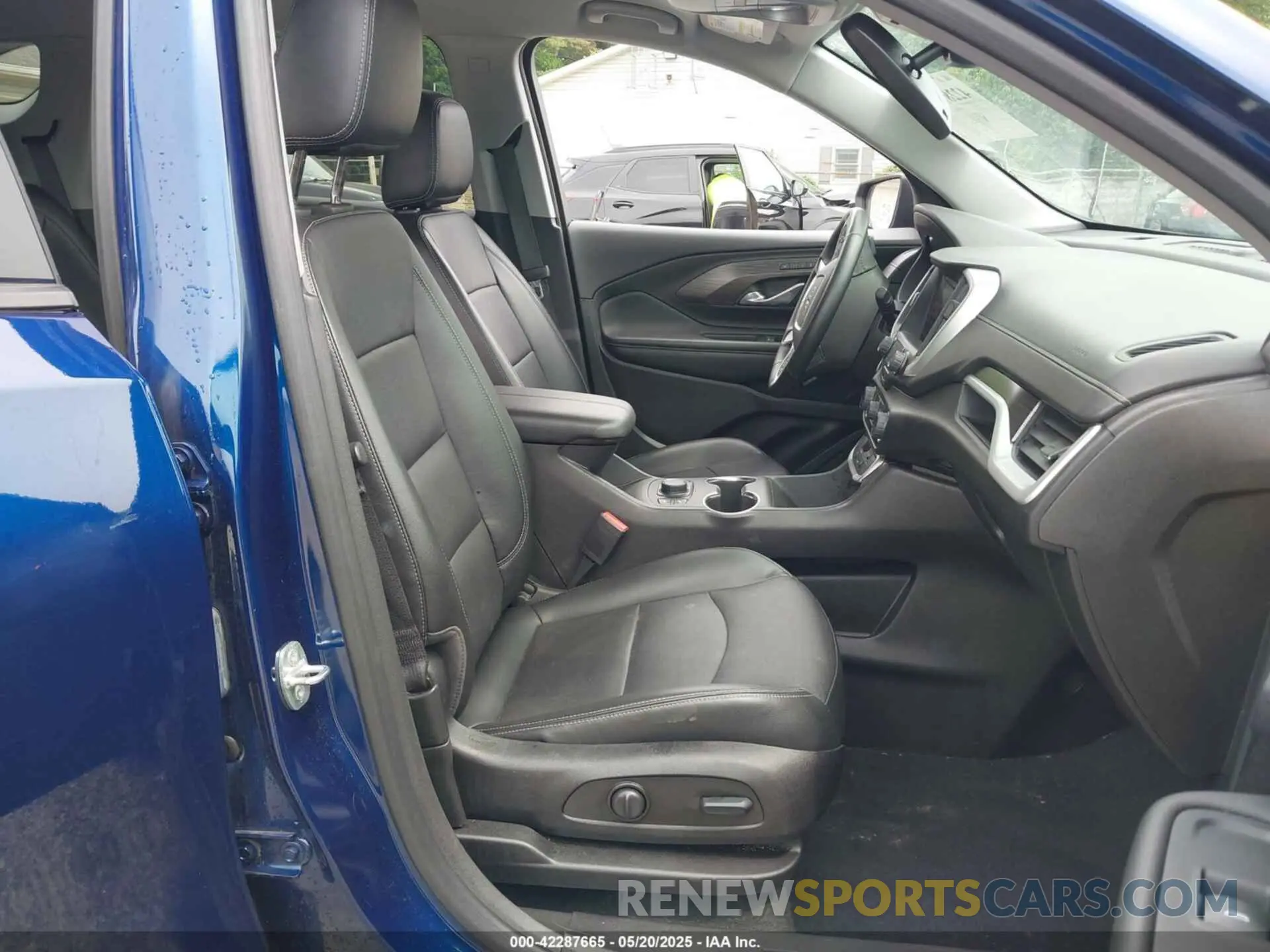 5 Photograph of a damaged car 3GKALVEG4PL191518 GMC TERRAIN 2023