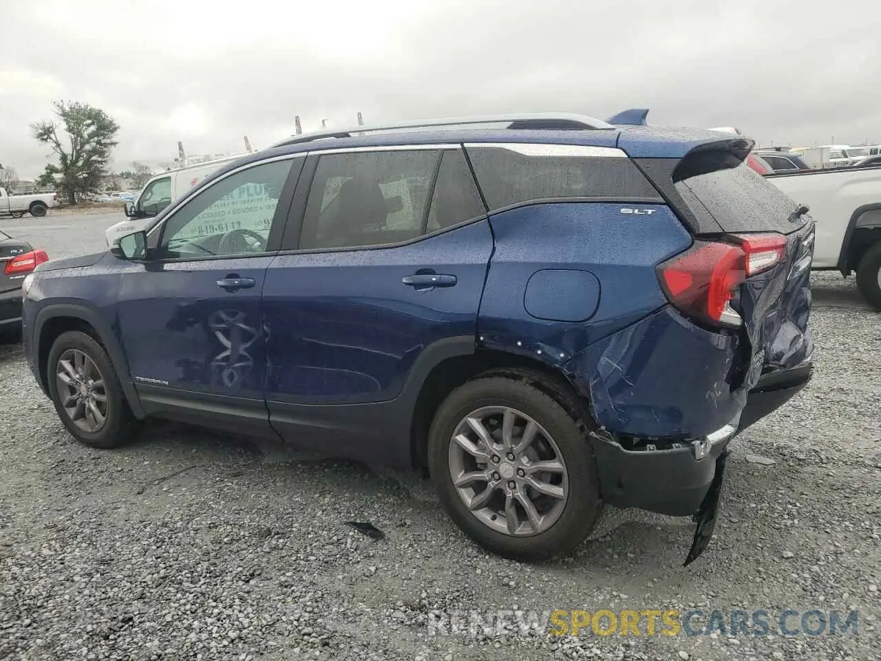 2 Photograph of a damaged car 3GKALVEG7PL159078 GMC TERRAIN 2023