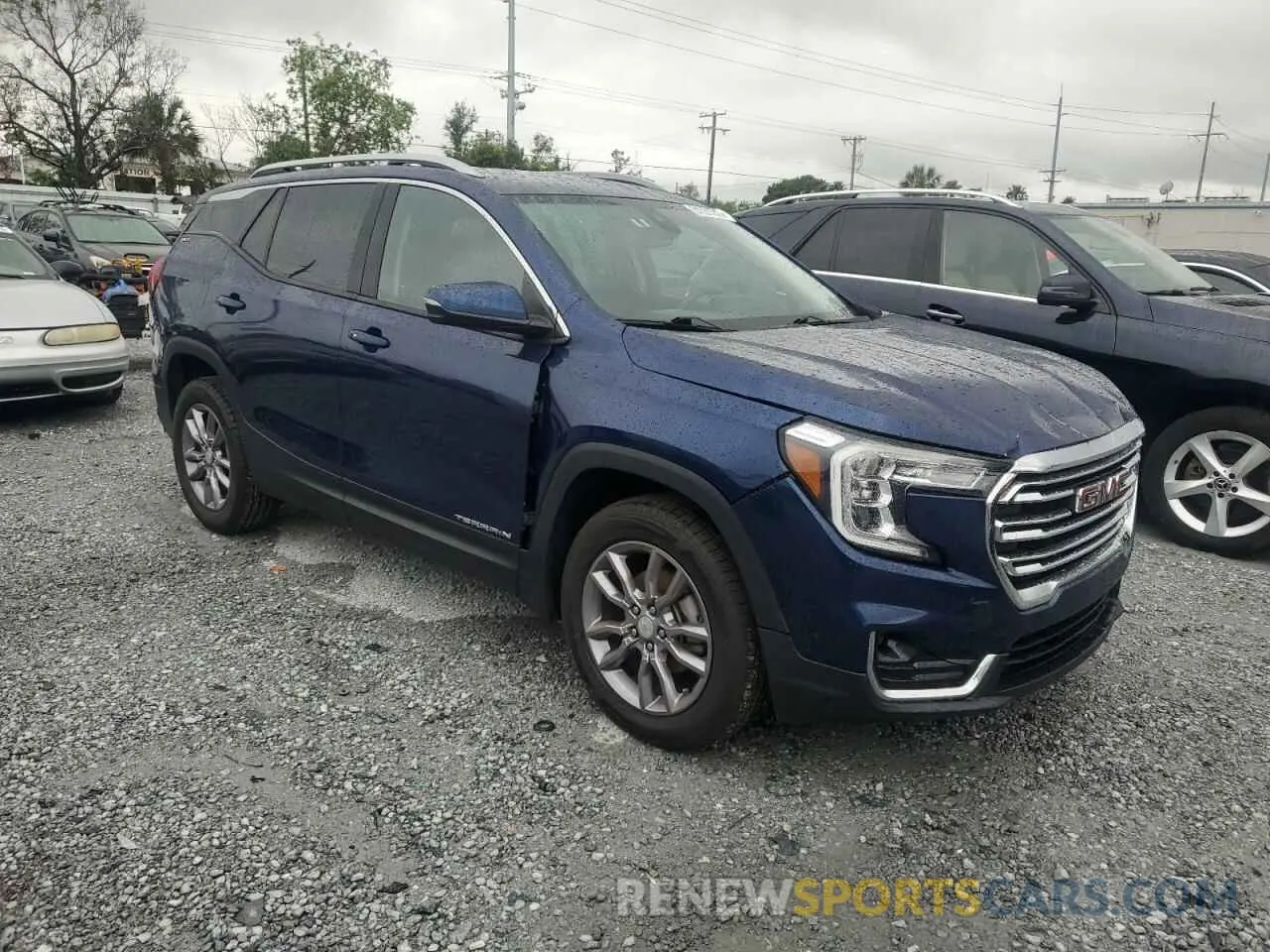 4 Photograph of a damaged car 3GKALVEG7PL159078 GMC TERRAIN 2023