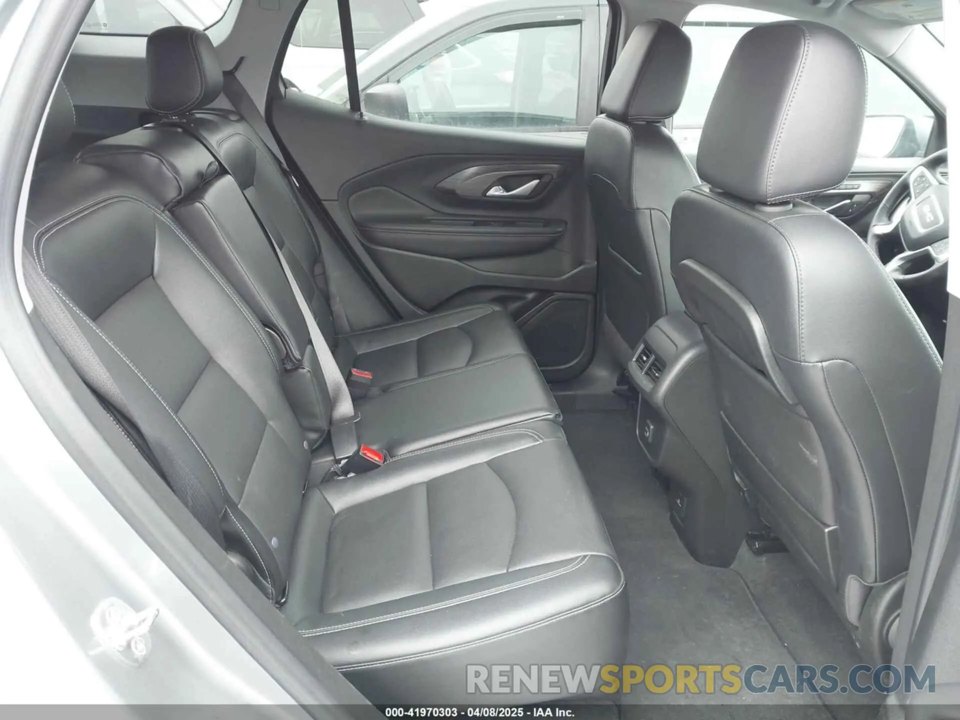 8 Photograph of a damaged car 3GKALVEG7PL255230 GMC TERRAIN 2023