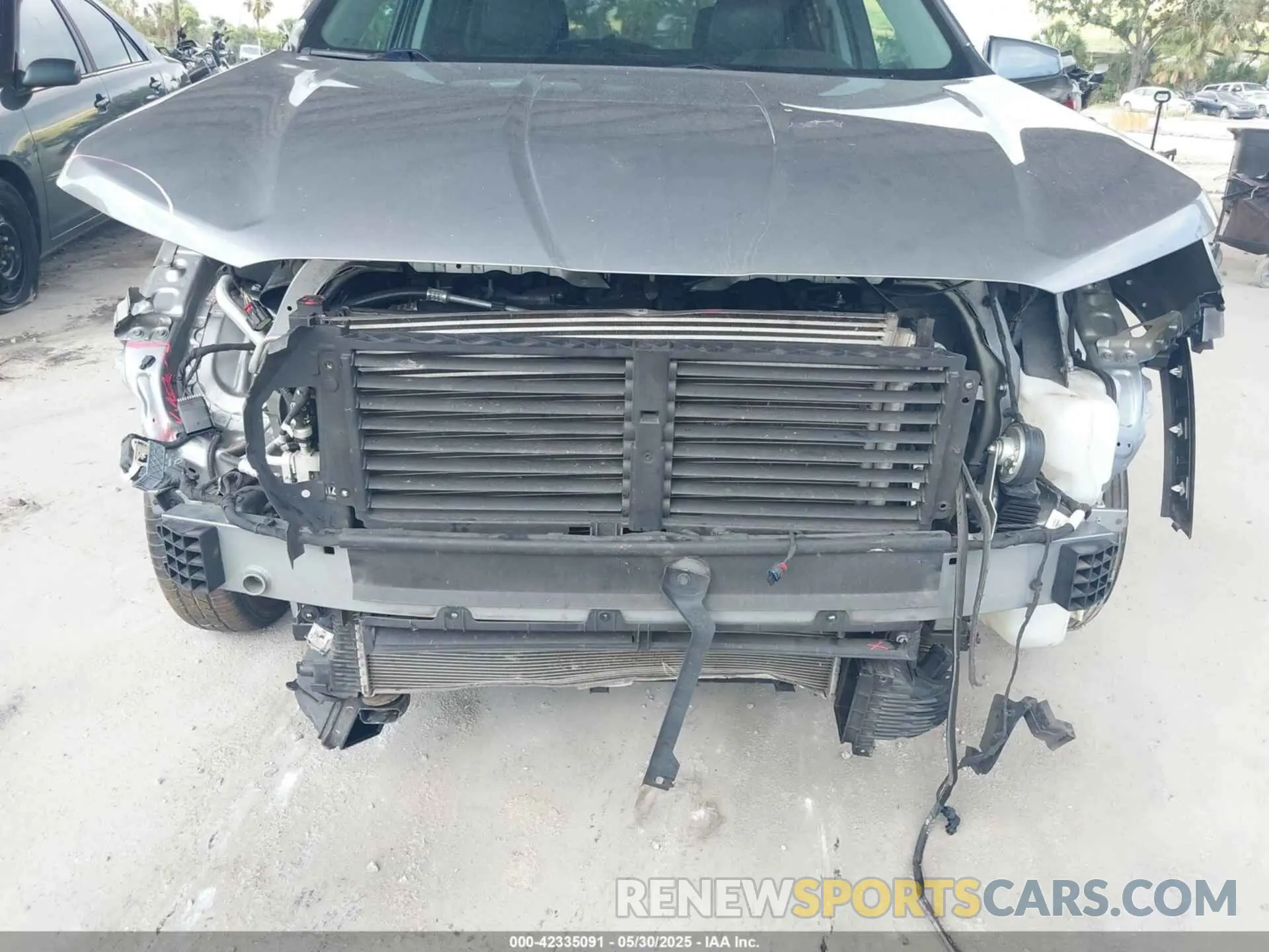 18 Photograph of a damaged car 3GKALVEG9PL187402 GMC TERRAIN 2023