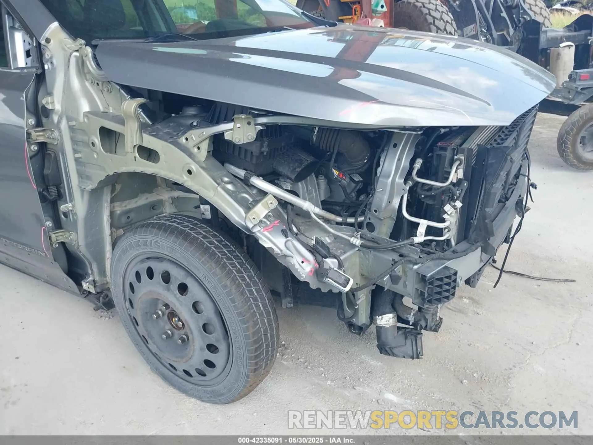 19 Photograph of a damaged car 3GKALVEG9PL187402 GMC TERRAIN 2023