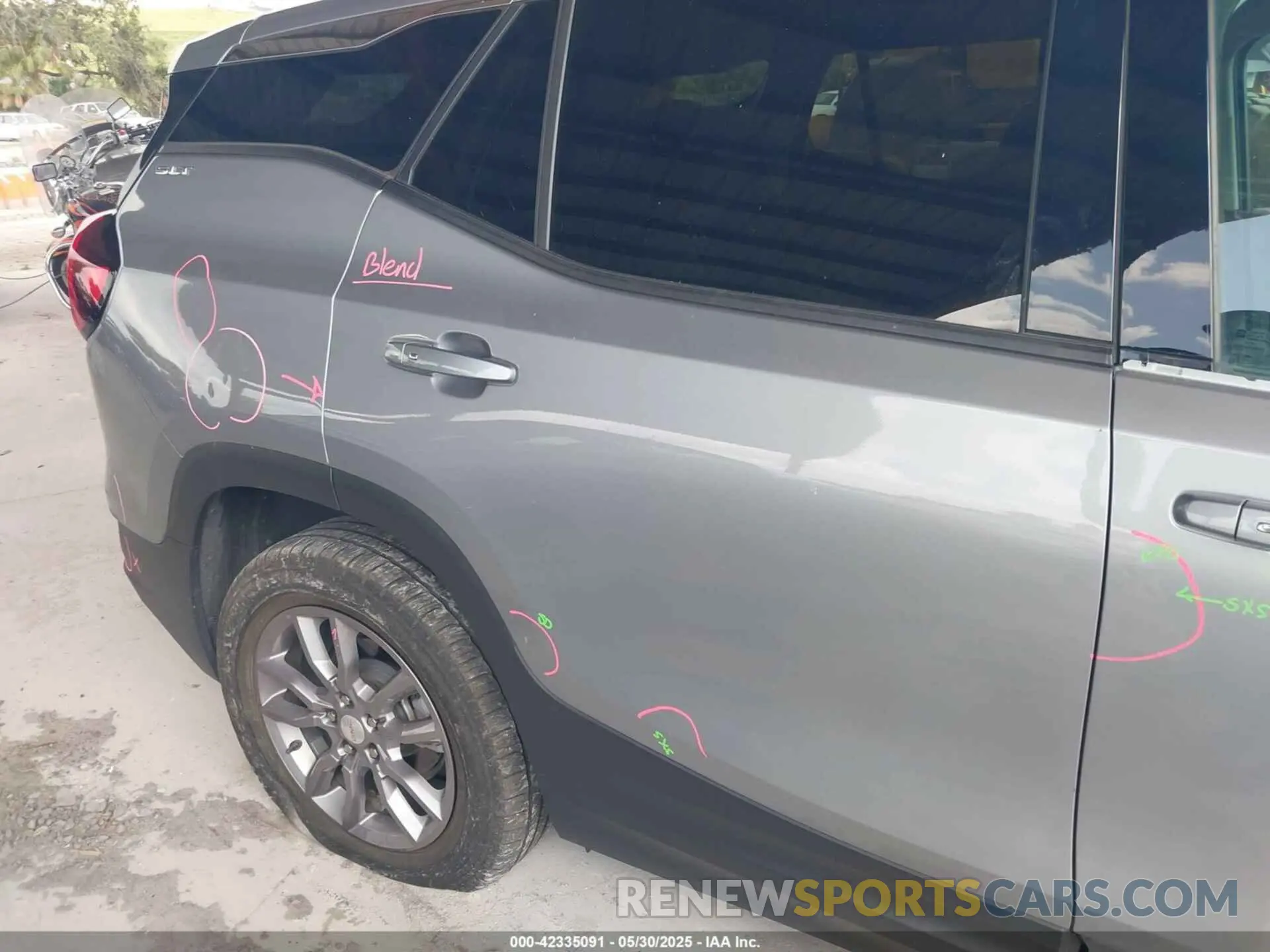 21 Photograph of a damaged car 3GKALVEG9PL187402 GMC TERRAIN 2023