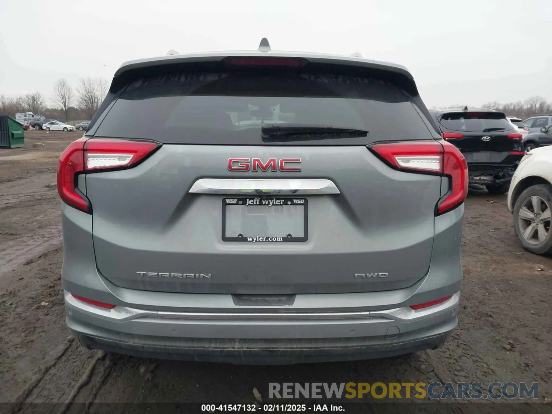16 Photograph of a damaged car 3GKALXEG1PL266493 GMC TERRAIN 2023