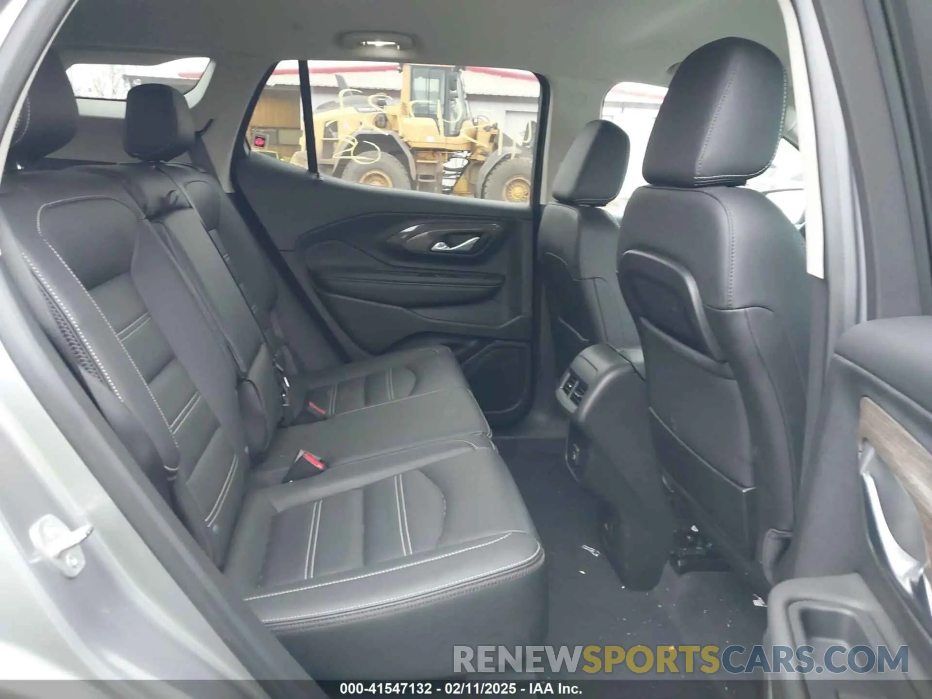 8 Photograph of a damaged car 3GKALXEG1PL266493 GMC TERRAIN 2023