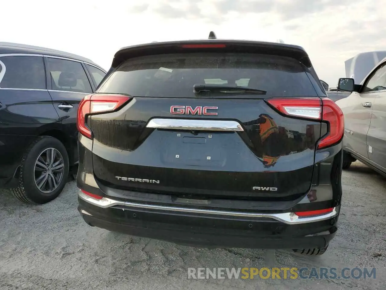 6 Photograph of a damaged car 3GKALXEG8PL119703 GMC TERRAIN 2023