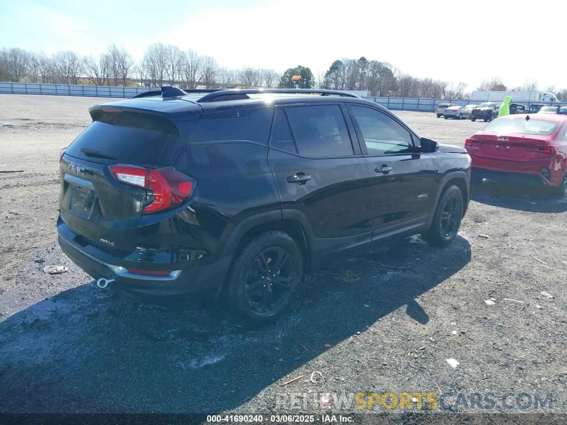4 Photograph of a damaged car 3GKALYEG3PL170371 GMC TERRAIN 2023