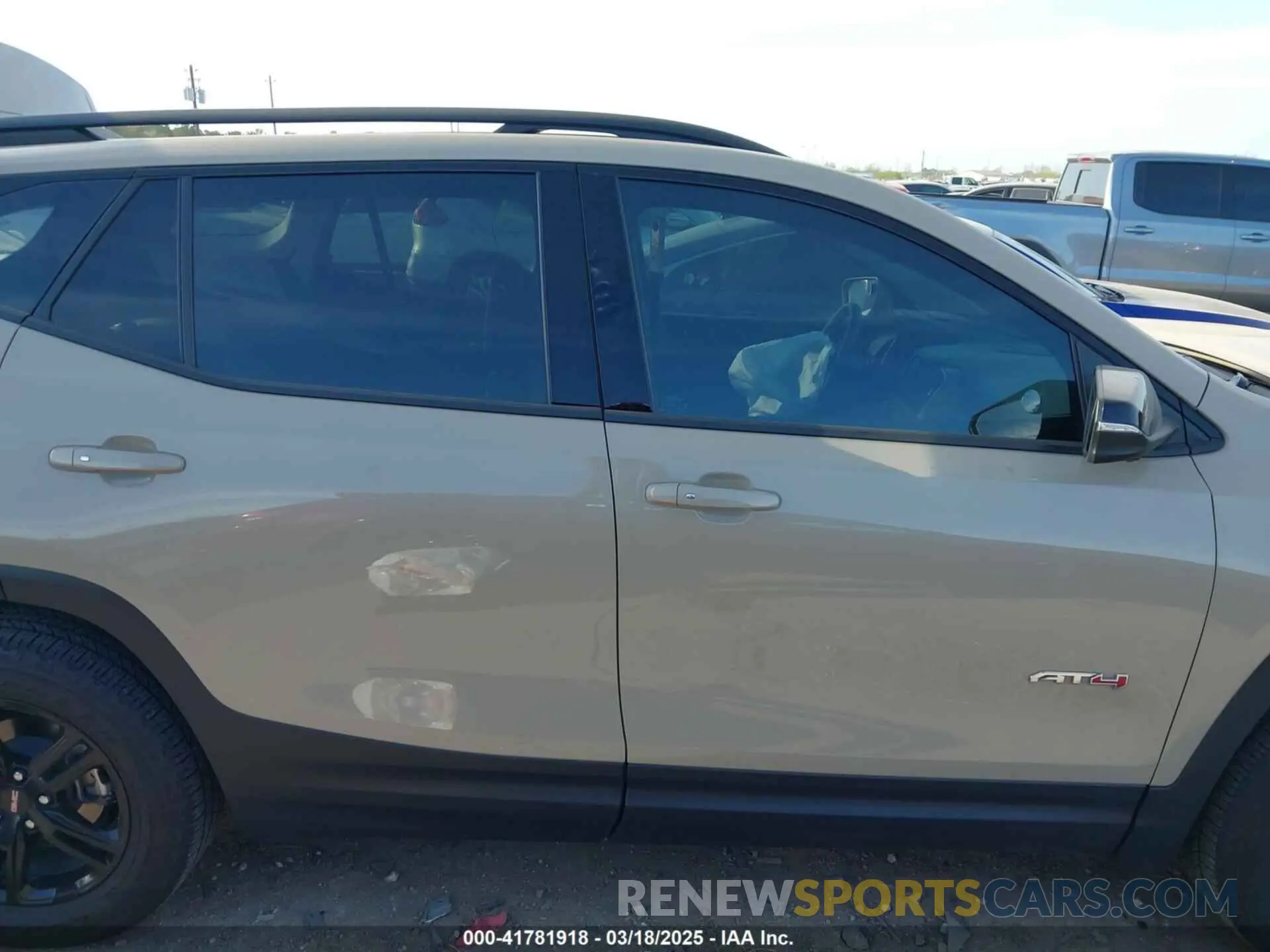 14 Photograph of a damaged car 3GKALYEG5PL119874 GMC TERRAIN 2023