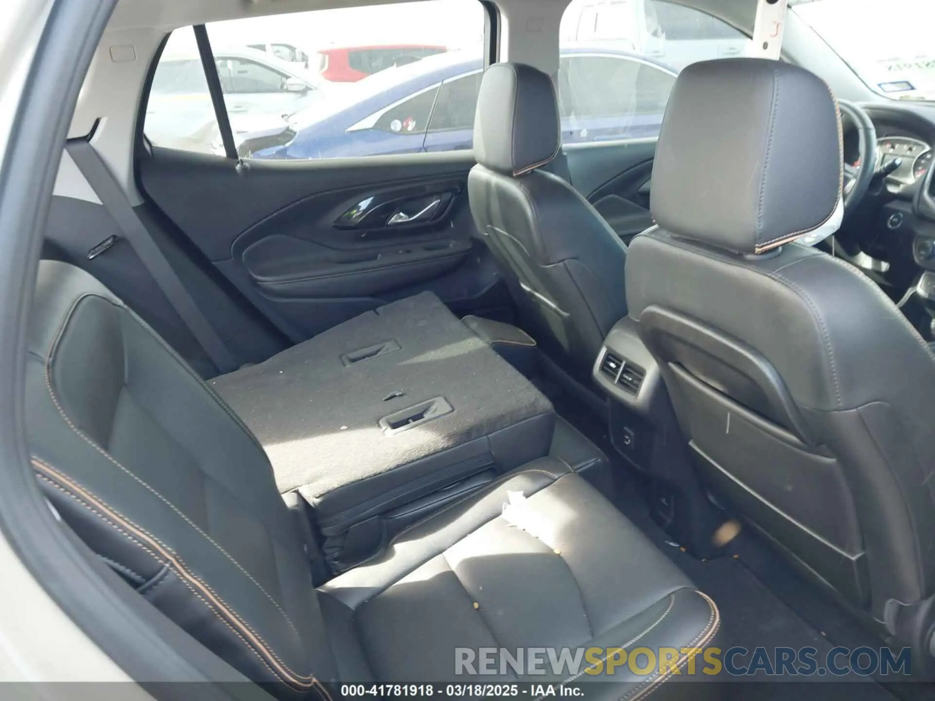 8 Photograph of a damaged car 3GKALYEG5PL119874 GMC TERRAIN 2023