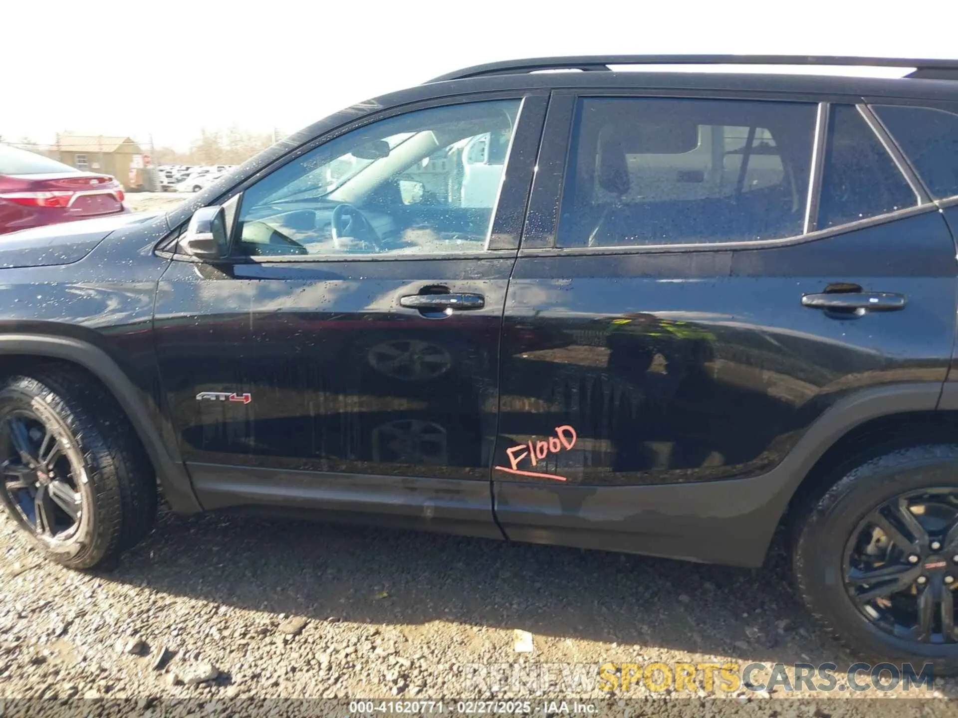 6 Photograph of a damaged car 3GKALYEG8PL136118 GMC TERRAIN 2023
