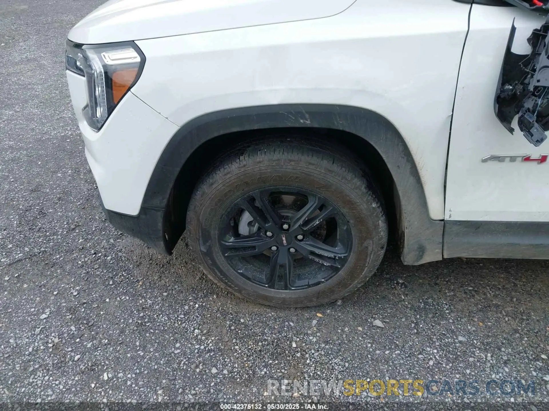 11 Photograph of a damaged car 3GKALYEG9PL141196 GMC TERRAIN 2023