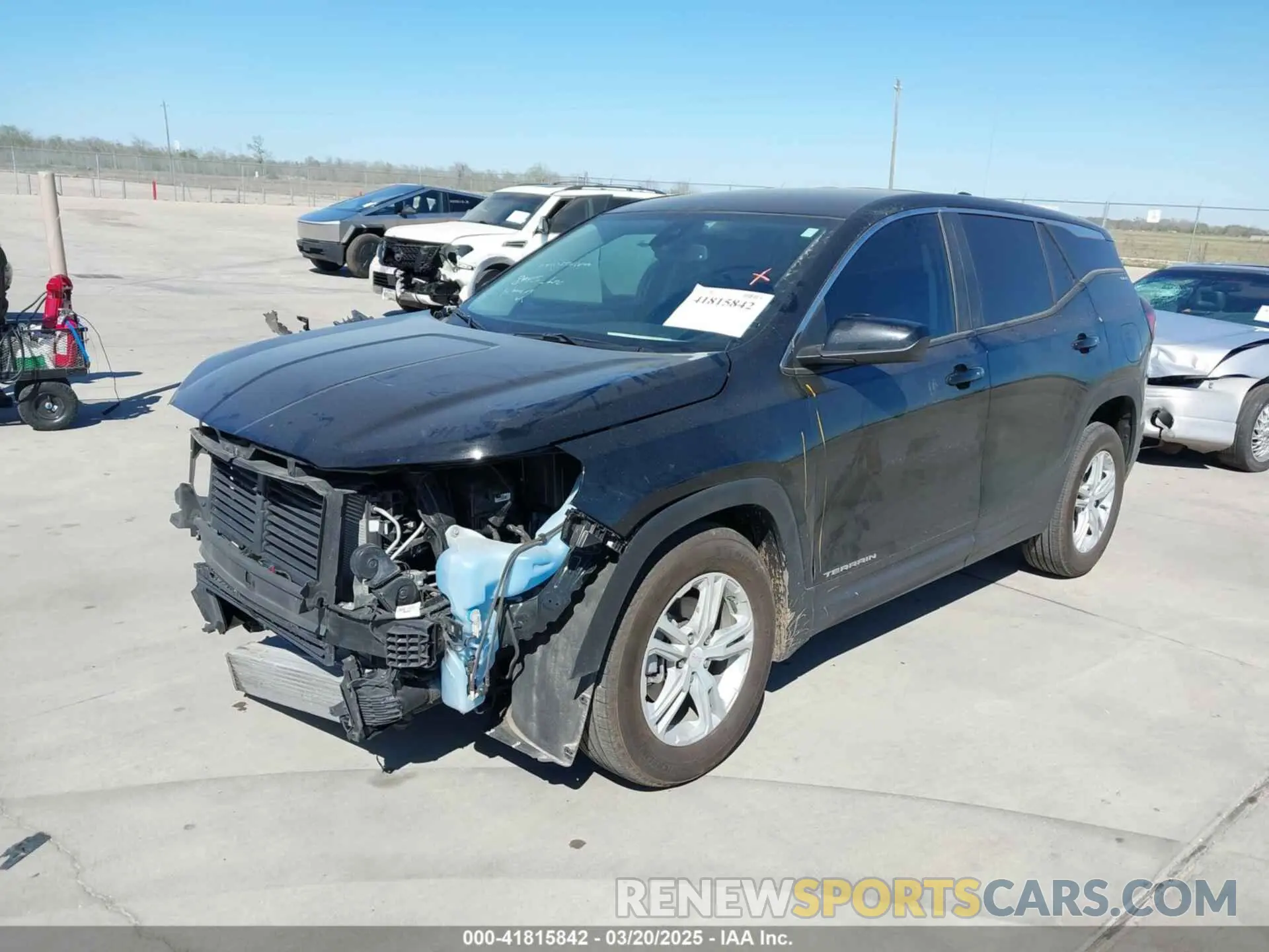 2 Photograph of a damaged car 3GKALMEG0RL146962 GMC TERRAIN 2024