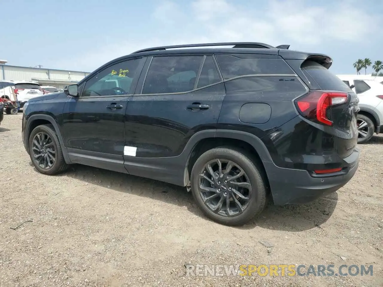 2 Photograph of a damaged car 3GKALMEG0RL356140 GMC TERRAIN 2024