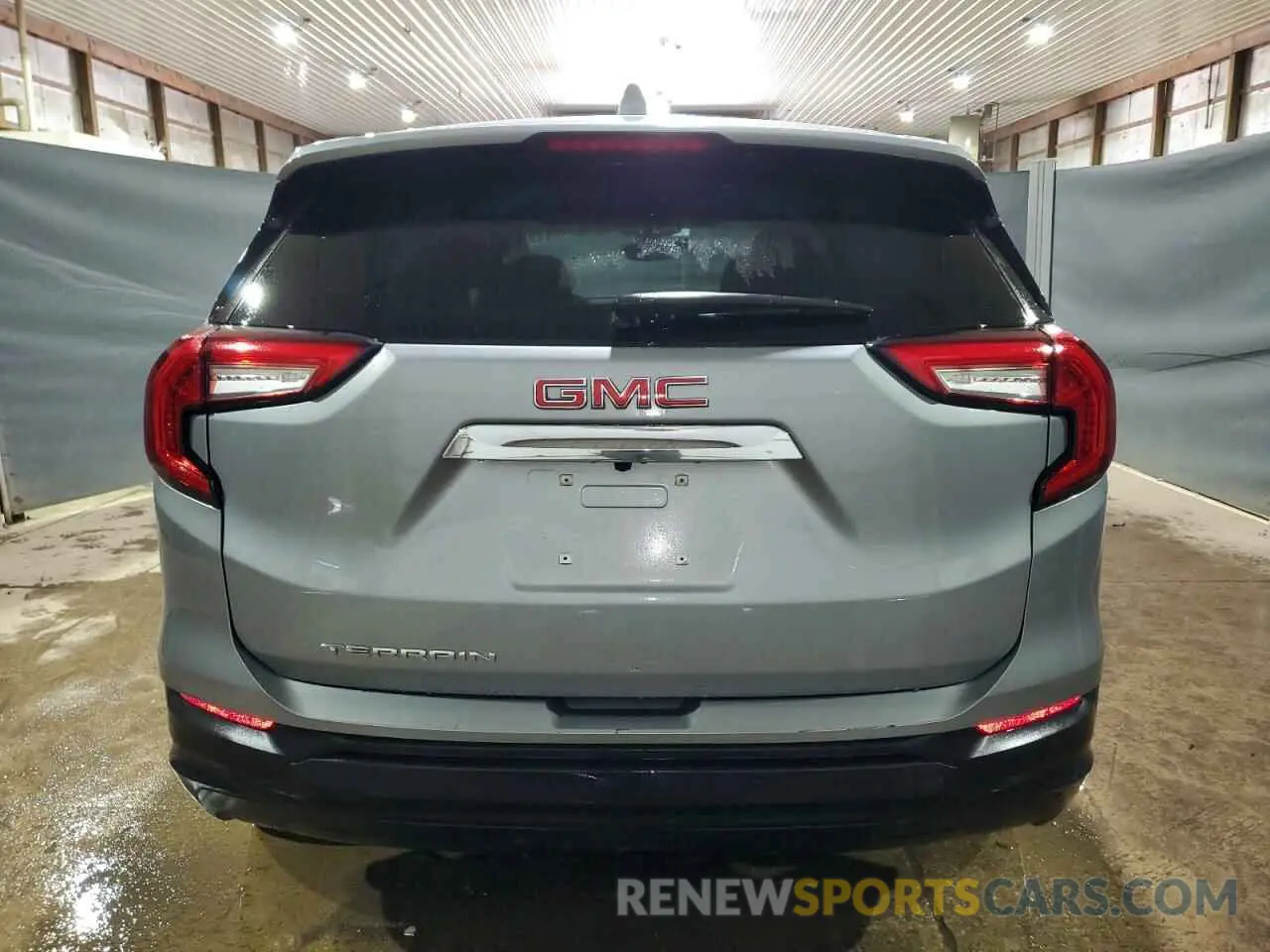 6 Photograph of a damaged car 3GKALMEG0RL372967 GMC TERRAIN 2024