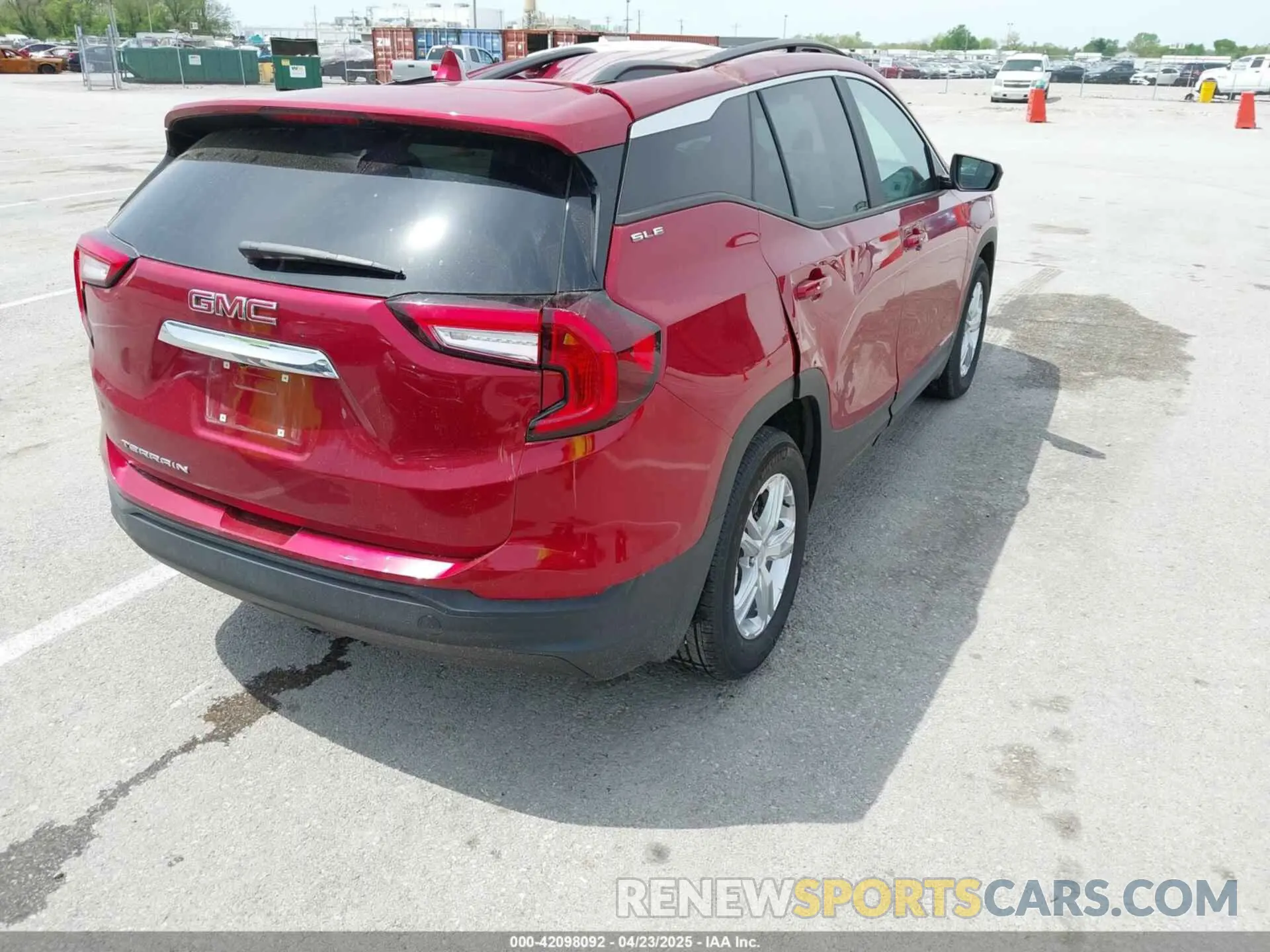 4 Photograph of a damaged car 3GKALMEG1RL192798 GMC TERRAIN 2024