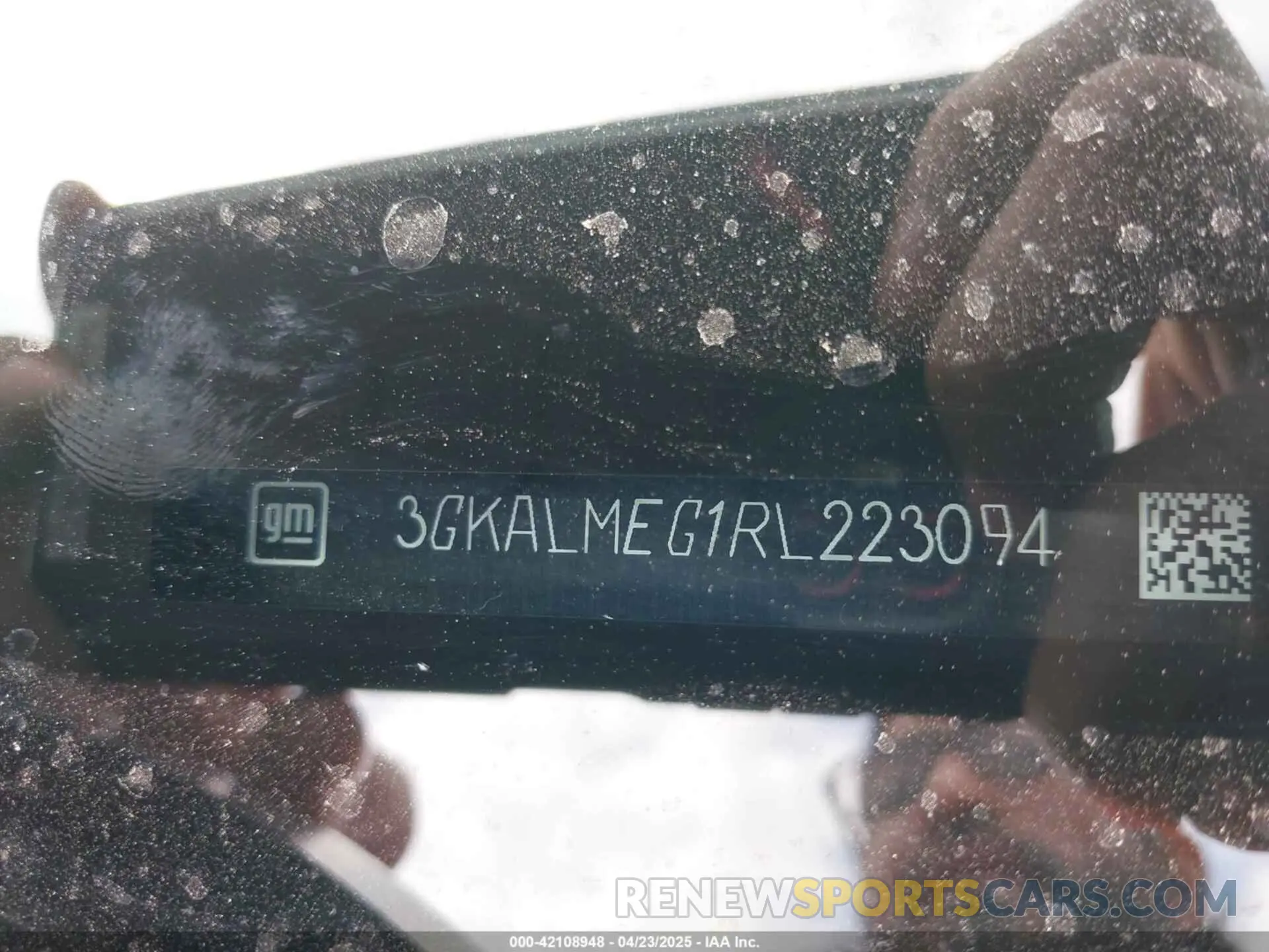 9 Photograph of a damaged car 3GKALMEG1RL223094 GMC TERRAIN 2024