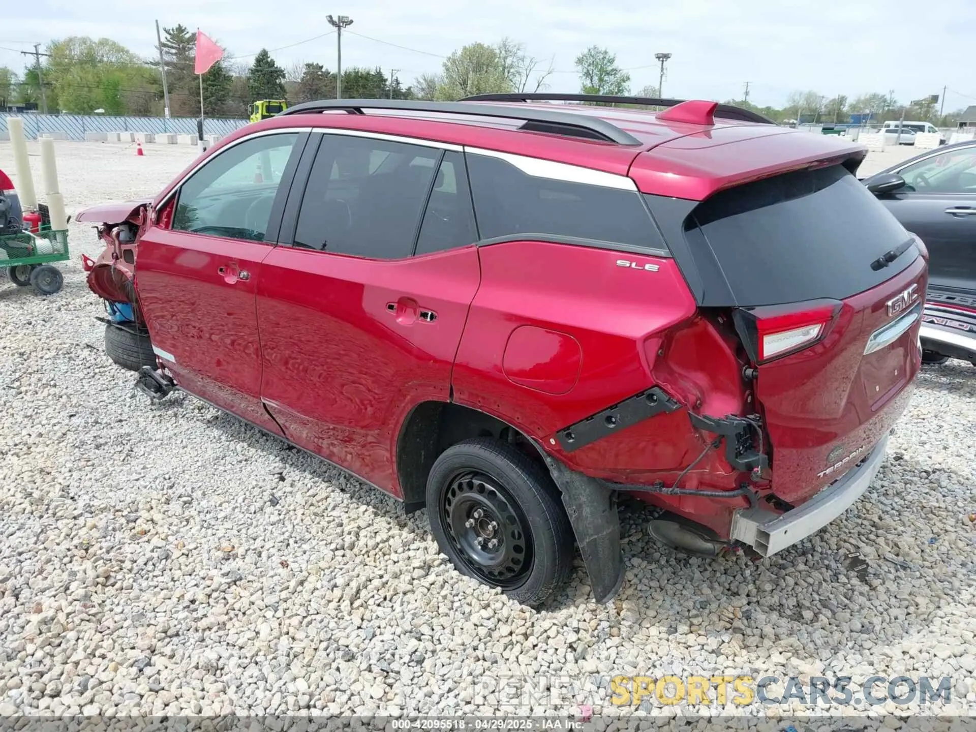 3 Photograph of a damaged car 3GKALMEG1RL279245 GMC TERRAIN 2024