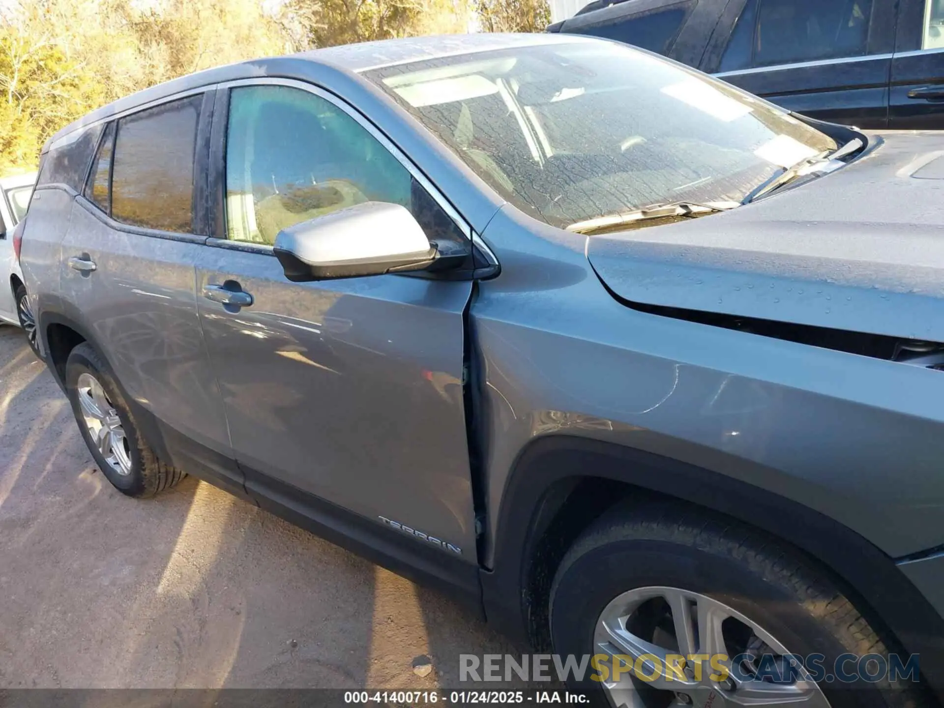 13 Photograph of a damaged car 3GKALMEG1RL364067 GMC TERRAIN 2024