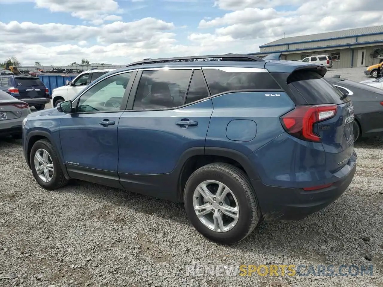 2 Photograph of a damaged car 3GKALMEG2RL189604 GMC TERRAIN 2024