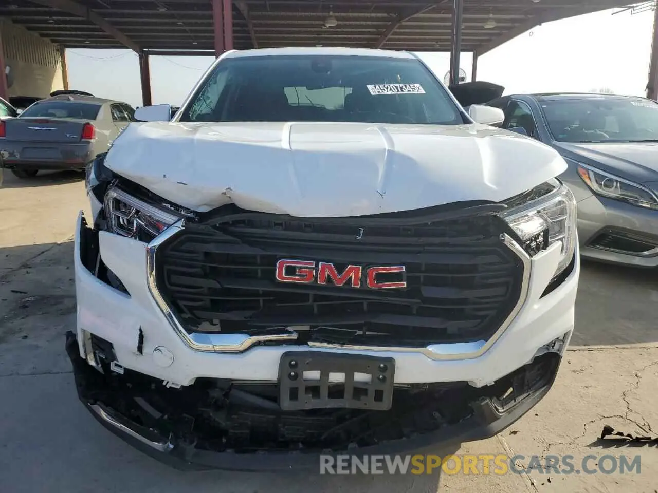 5 Photograph of a damaged car 3GKALMEG2RL318201 GMC TERRAIN 2024