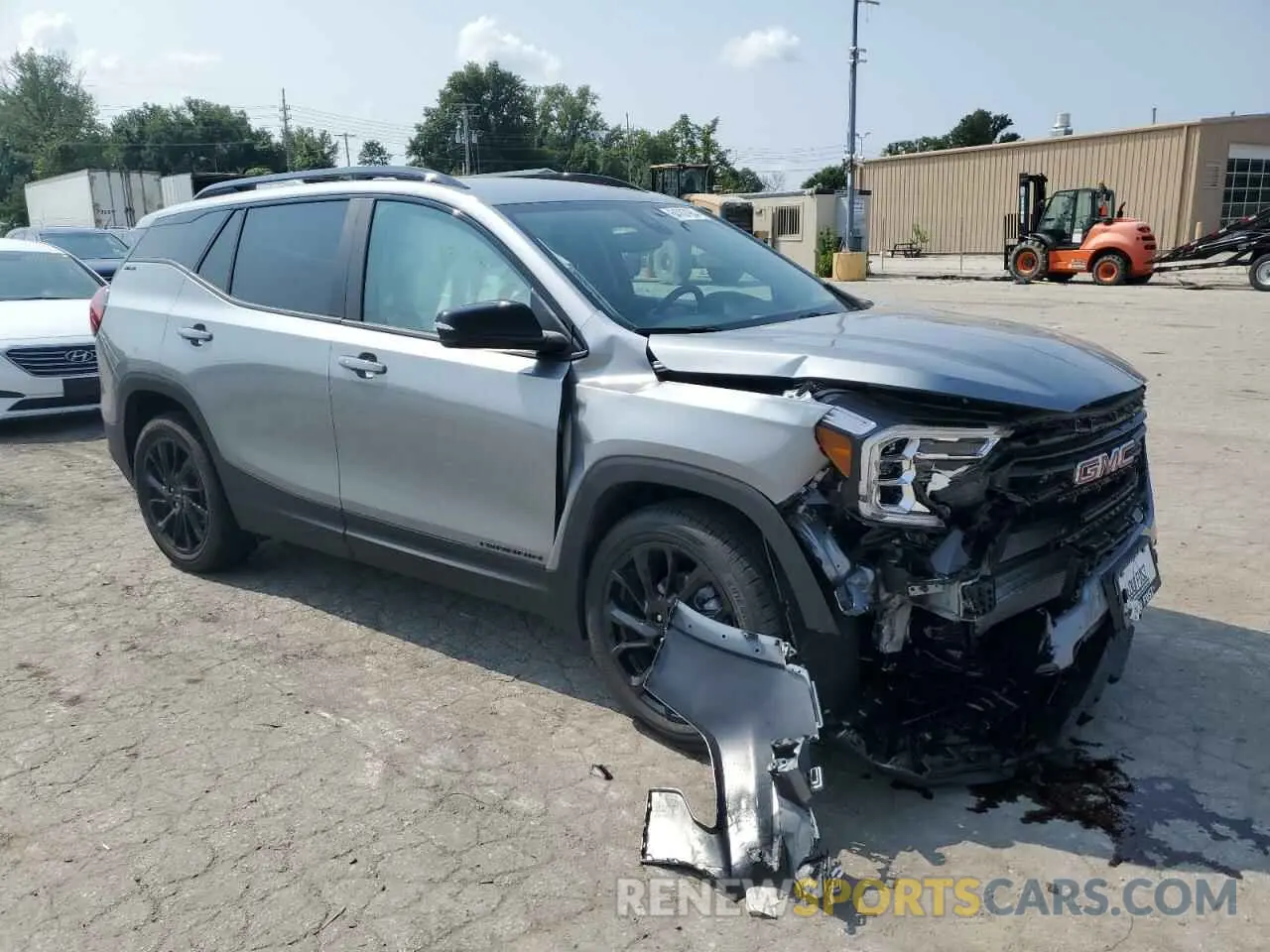 4 Photograph of a damaged car 3GKALMEG2RL349559 GMC TERRAIN 2024