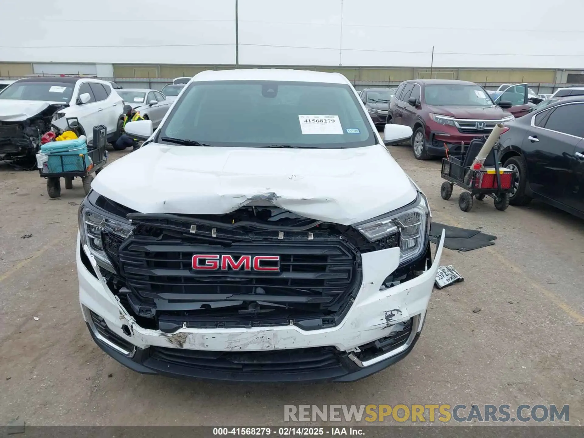 12 Photograph of a damaged car 3GKALMEG3RL382747 GMC TERRAIN 2024