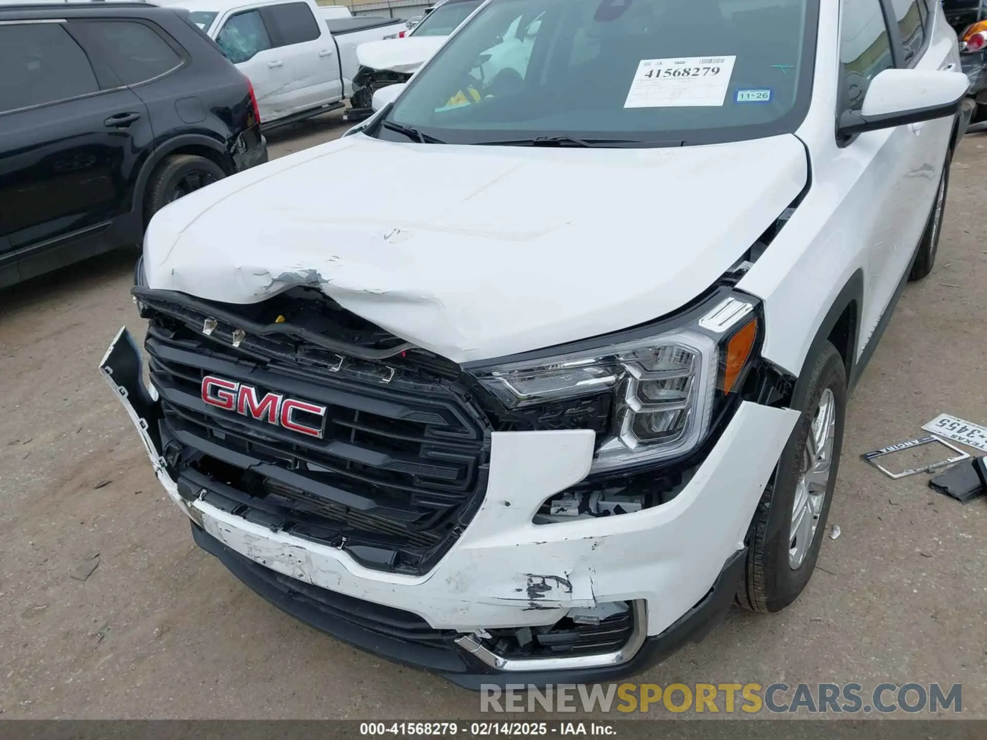 6 Photograph of a damaged car 3GKALMEG3RL382747 GMC TERRAIN 2024