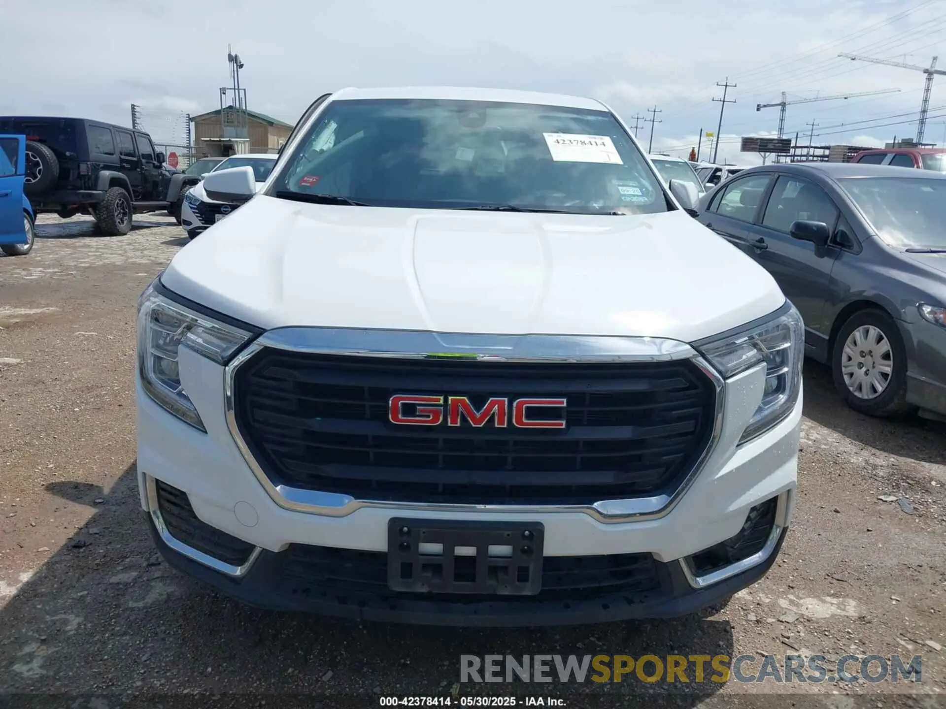 12 Photograph of a damaged car 3GKALMEG4RL113012 GMC TERRAIN 2024