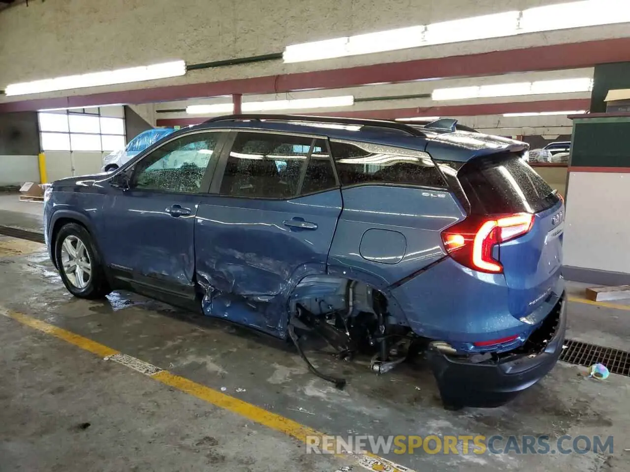 2 Photograph of a damaged car 3GKALMEG4RL143837 GMC TERRAIN 2024