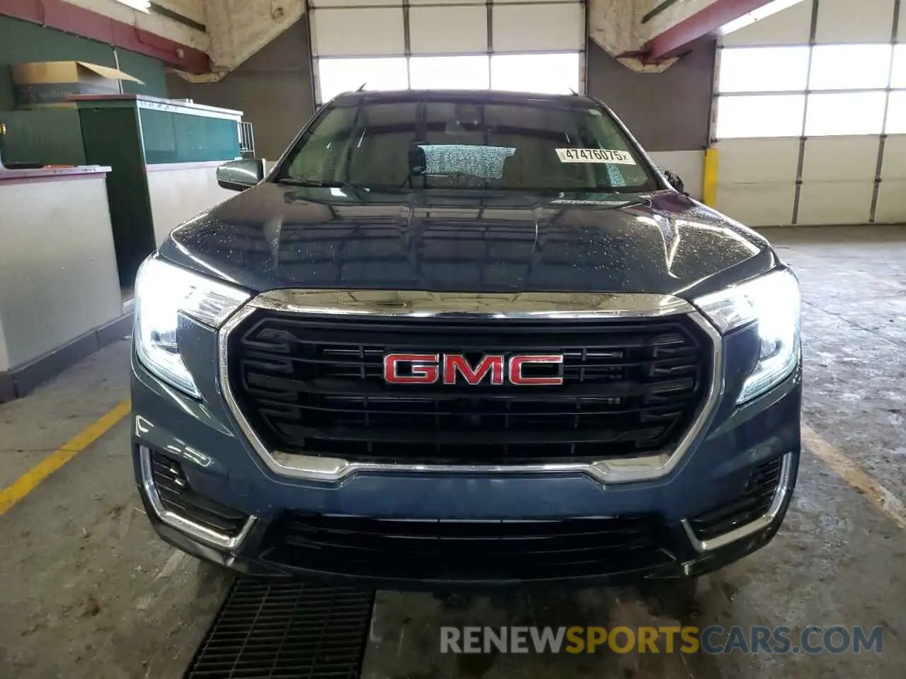 5 Photograph of a damaged car 3GKALMEG4RL143837 GMC TERRAIN 2024