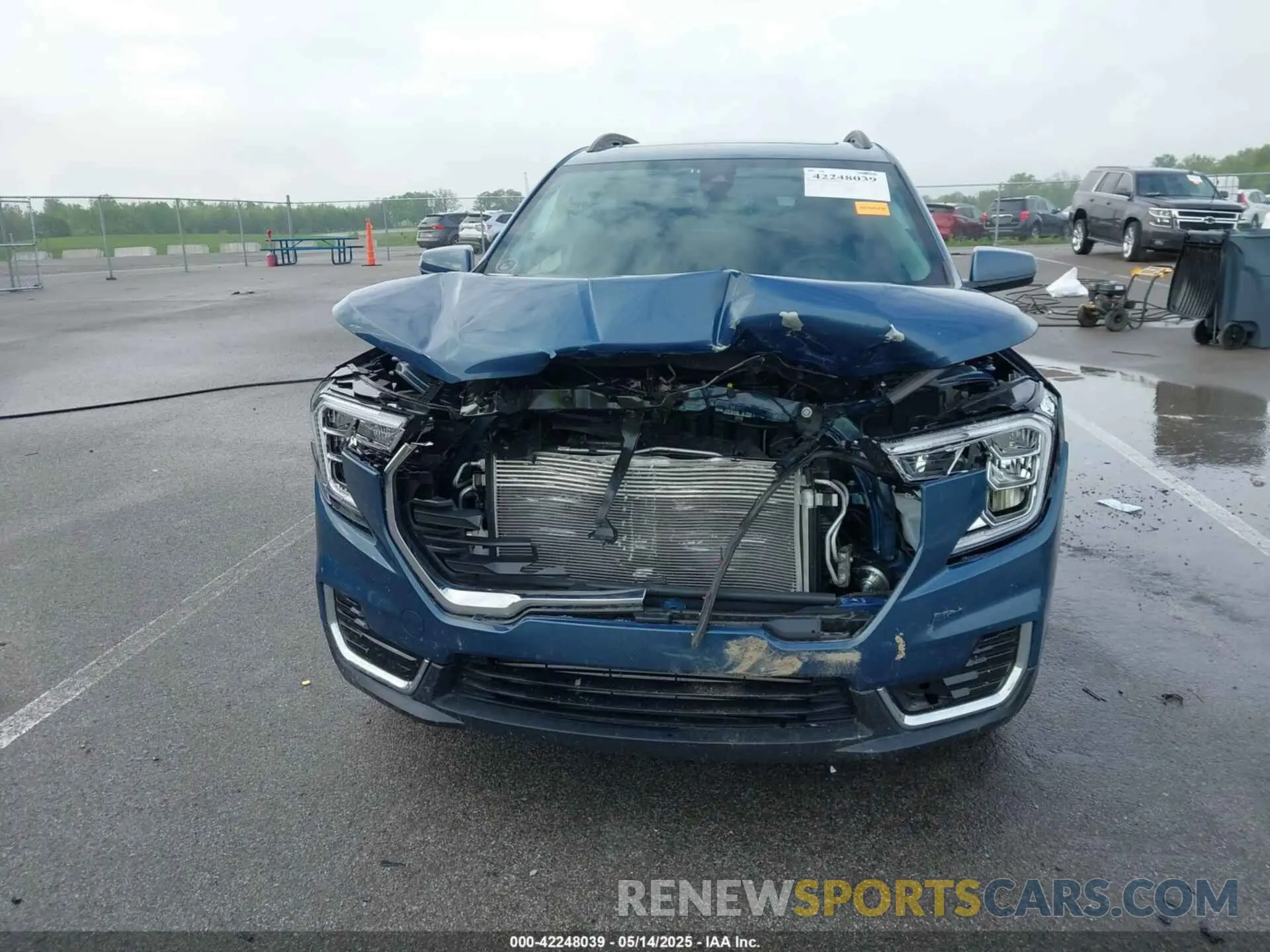 10 Photograph of a damaged car 3GKALMEG4RL249642 GMC TERRAIN 2024