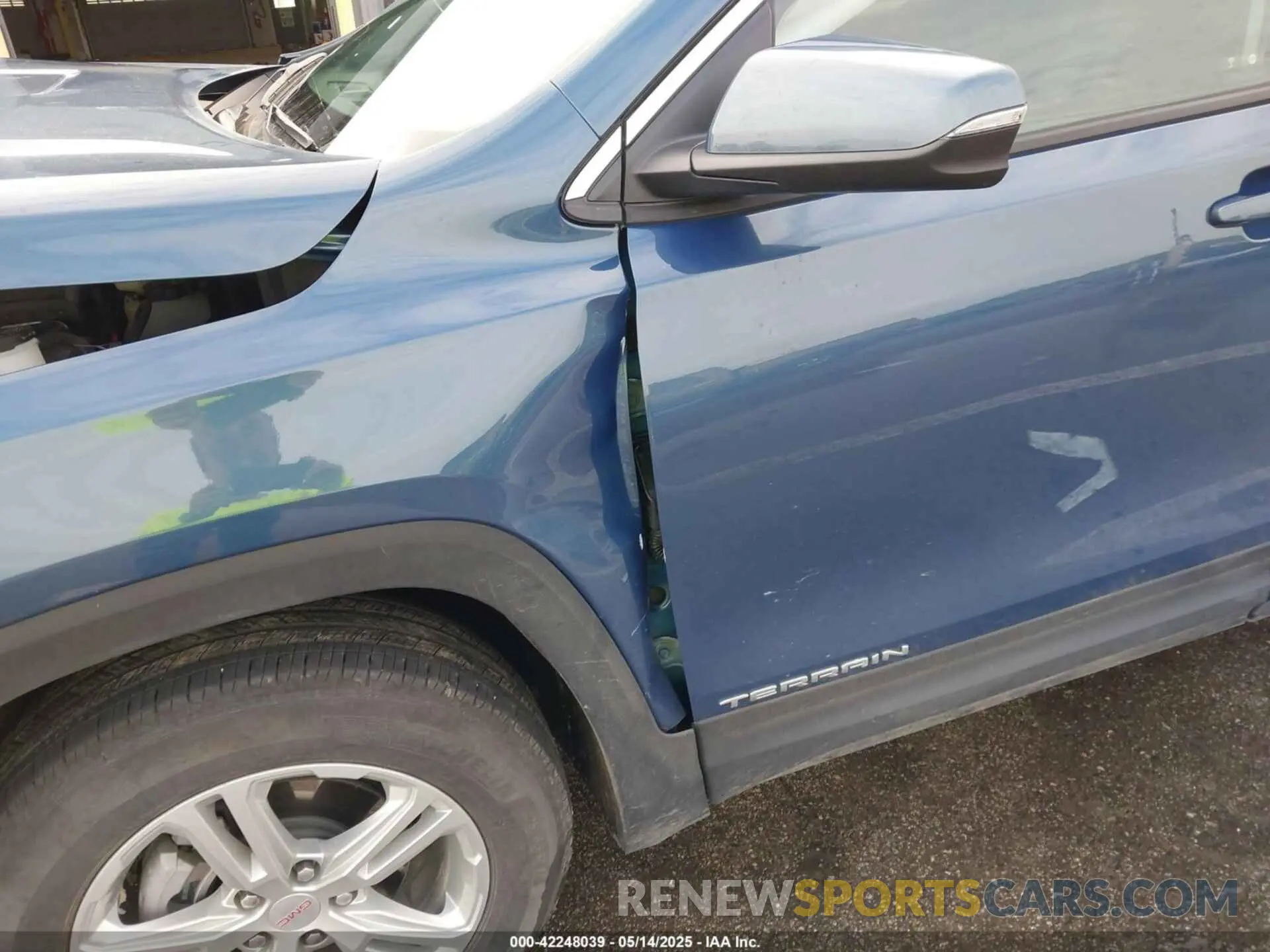 16 Photograph of a damaged car 3GKALMEG4RL249642 GMC TERRAIN 2024