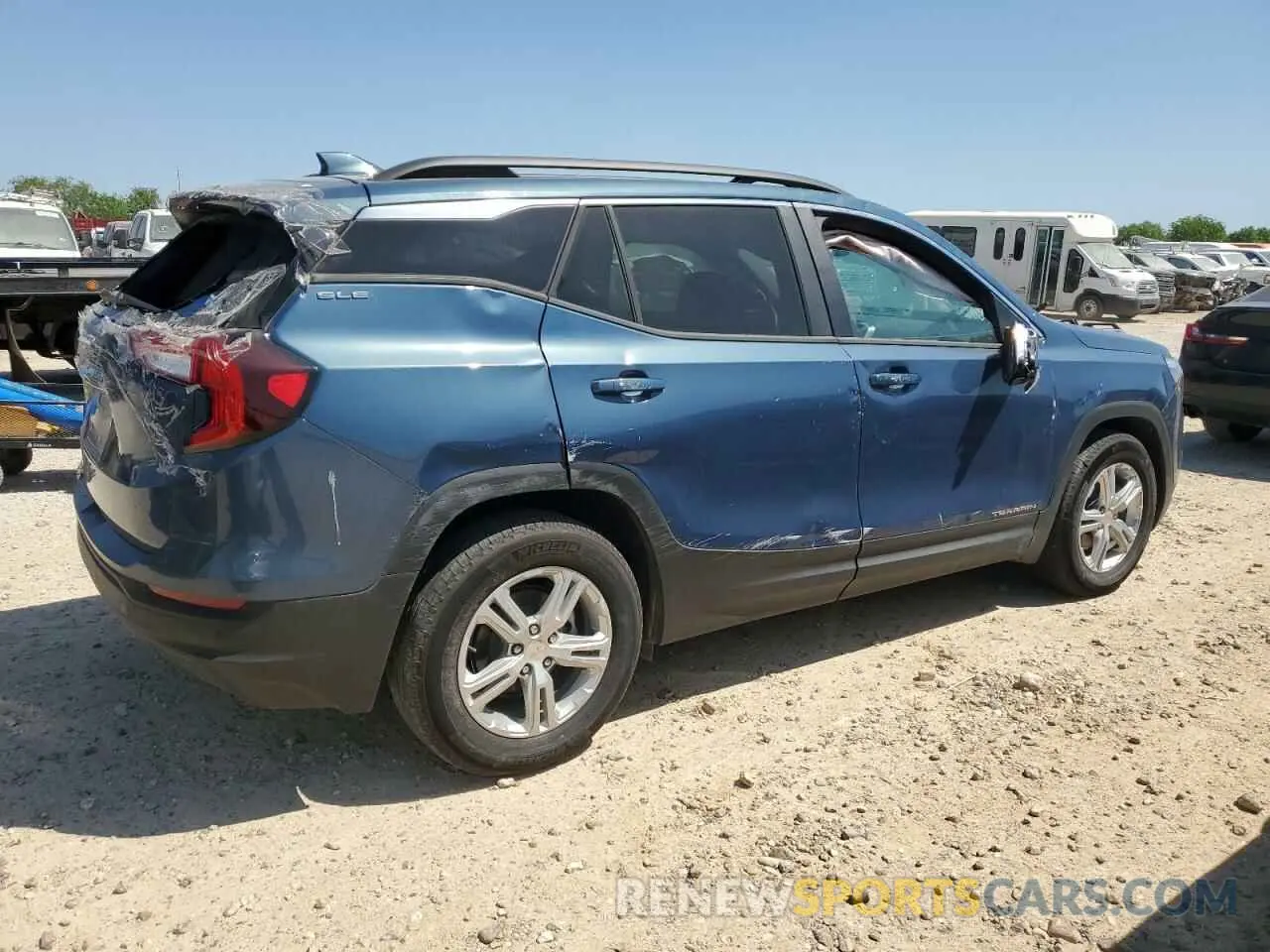 3 Photograph of a damaged car 3GKALMEG4RL267977 GMC TERRAIN 2024