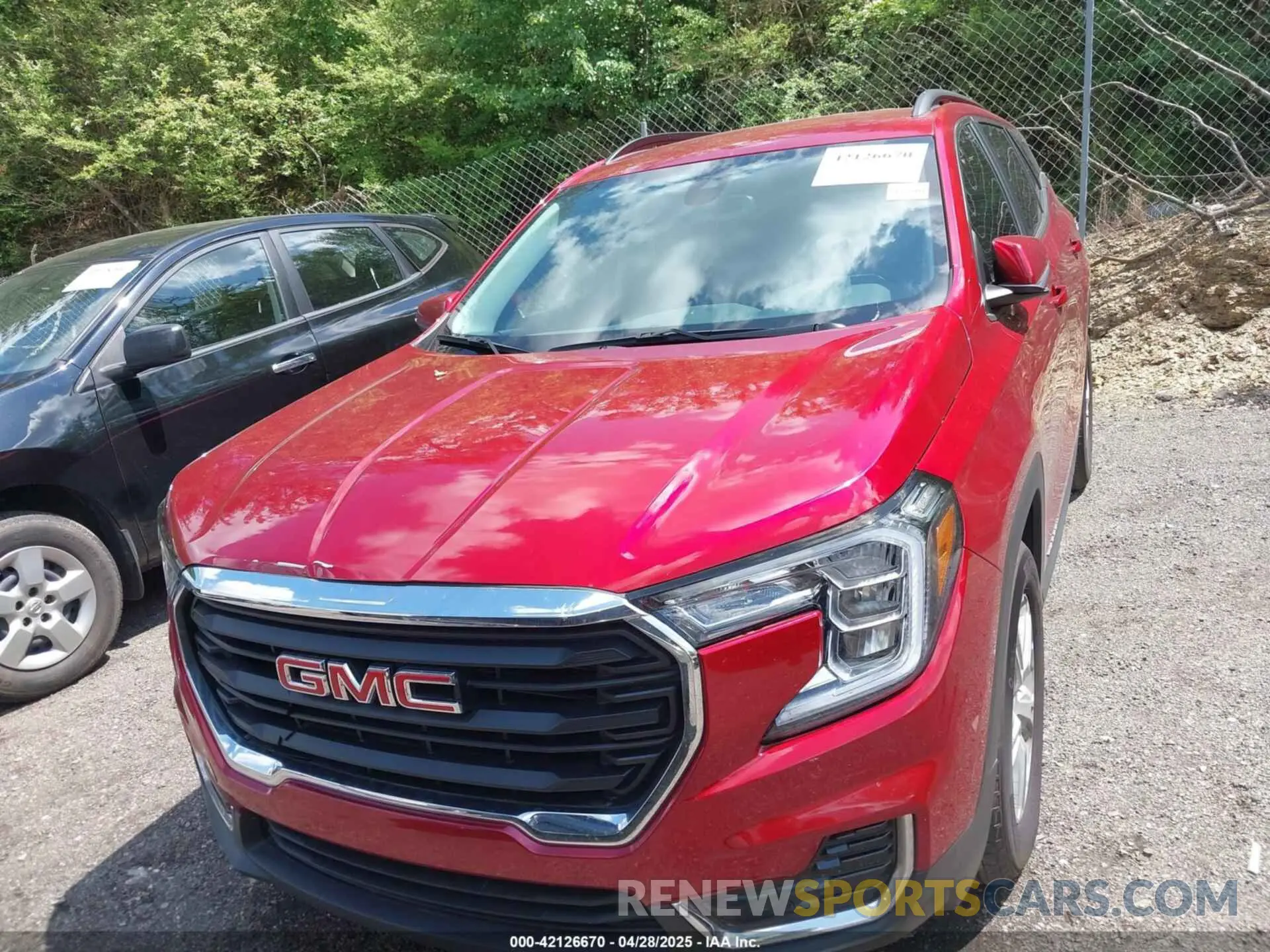 12 Photograph of a damaged car 3GKALMEG5RL152370 GMC TERRAIN 2024