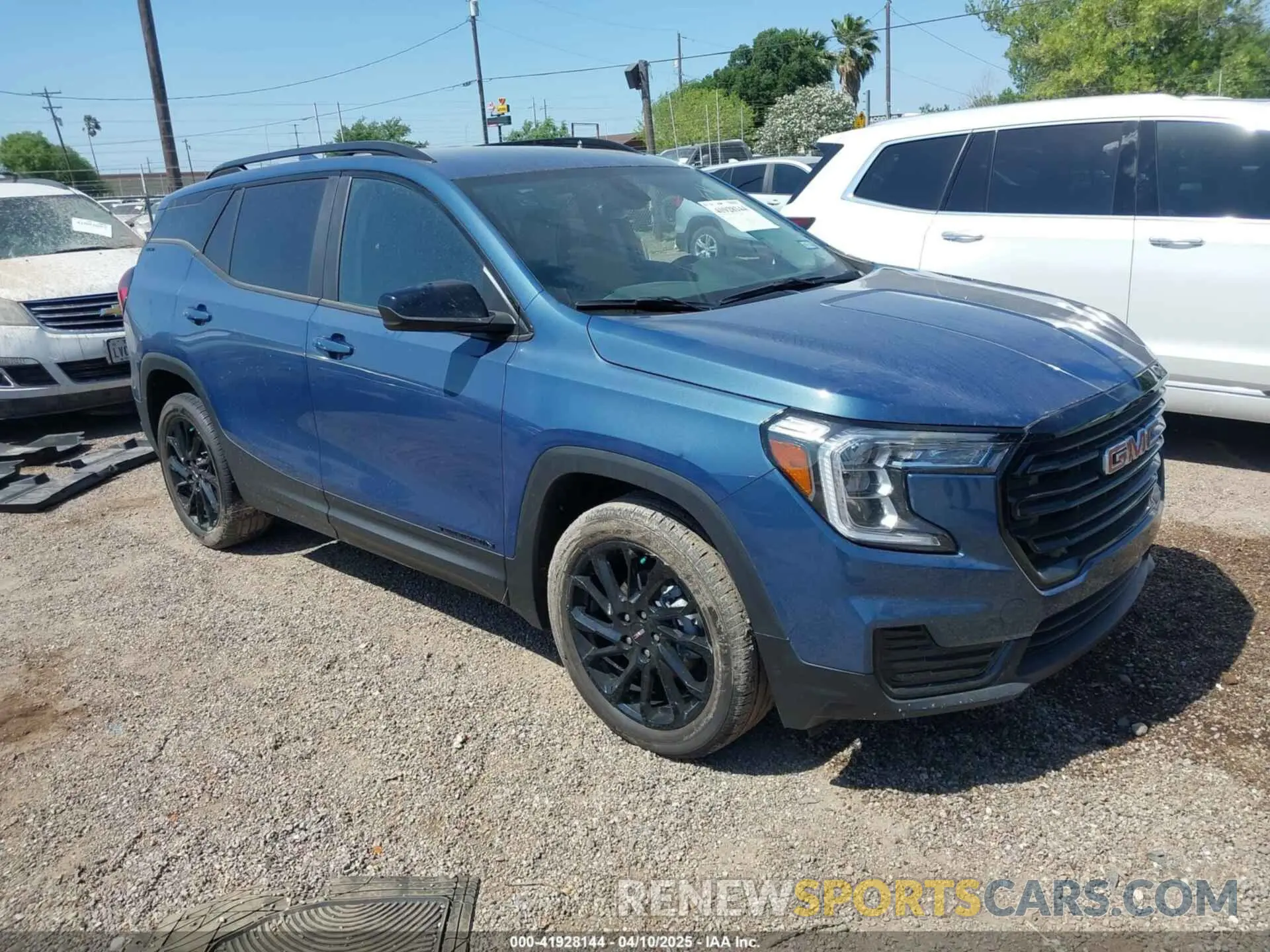 1 Photograph of a damaged car 3GKALMEG6RL213094 GMC TERRAIN 2024