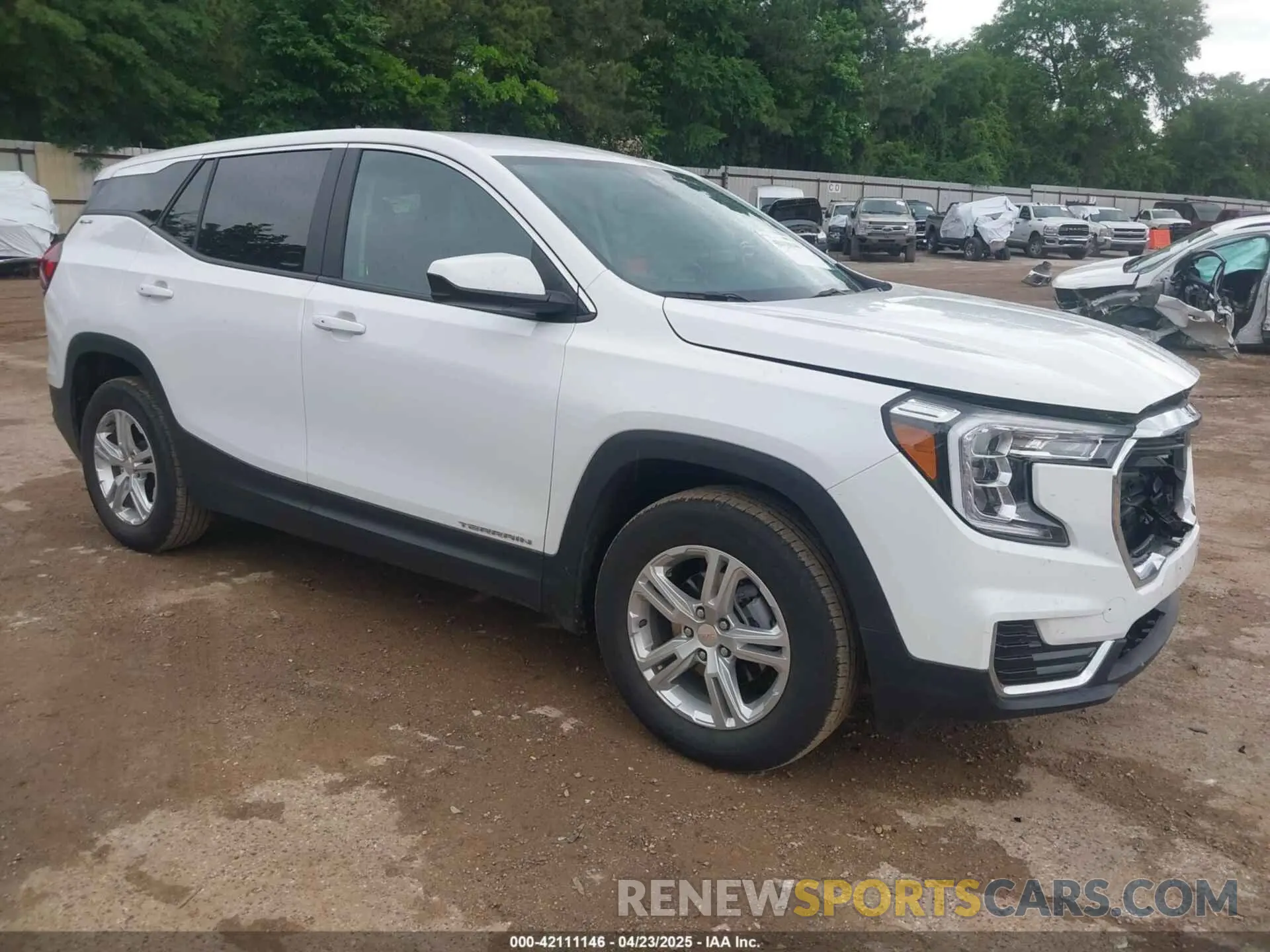 1 Photograph of a damaged car 3GKALMEG6RL338371 GMC TERRAIN 2024
