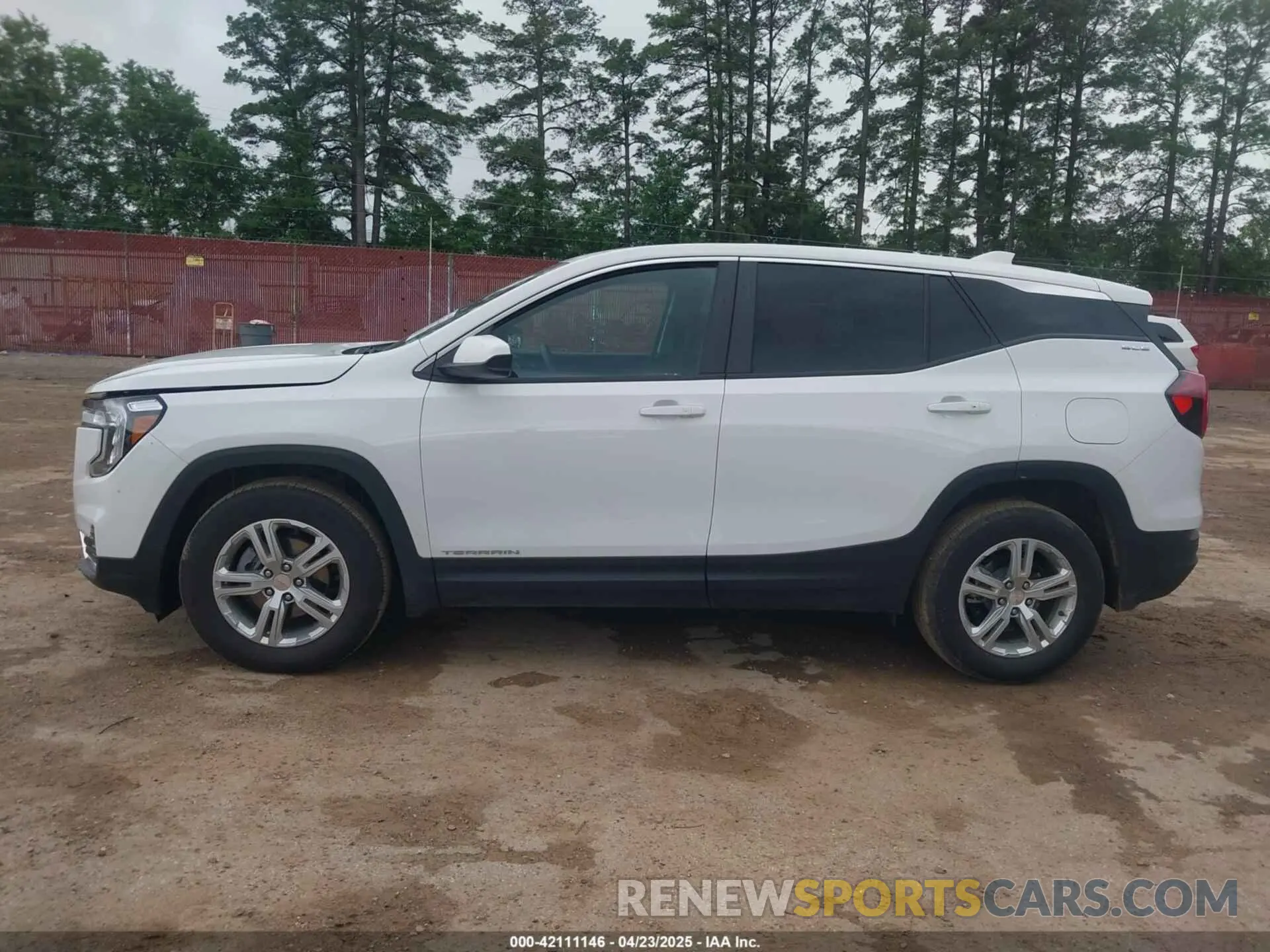 14 Photograph of a damaged car 3GKALMEG6RL338371 GMC TERRAIN 2024