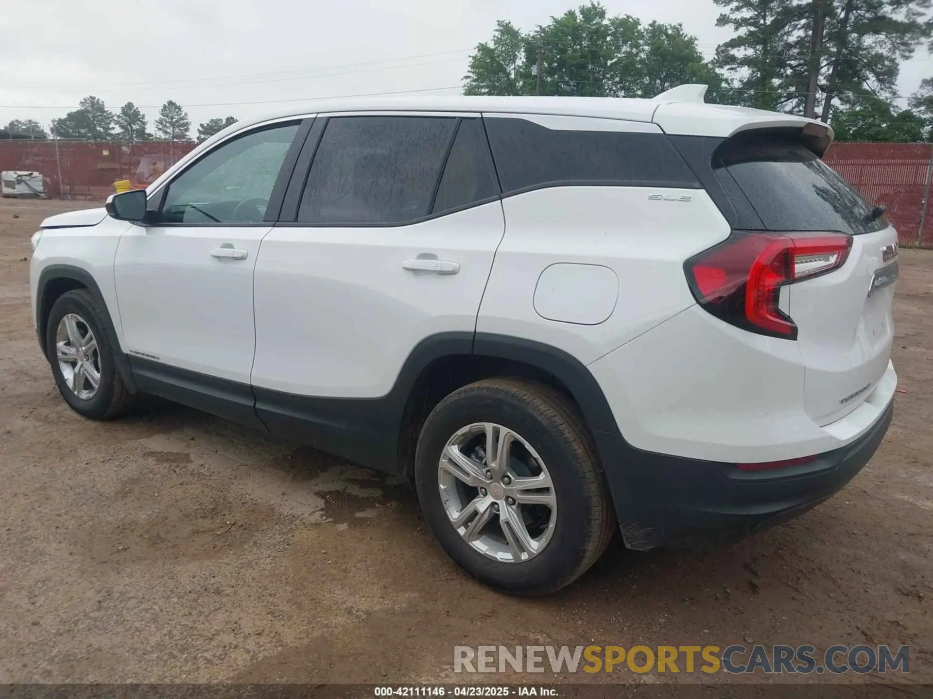 3 Photograph of a damaged car 3GKALMEG6RL338371 GMC TERRAIN 2024