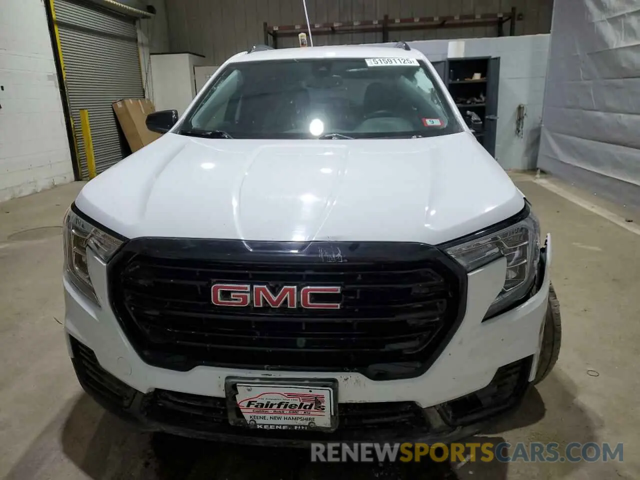 5 Photograph of a damaged car 3GKALMEG7RL141287 GMC TERRAIN 2024