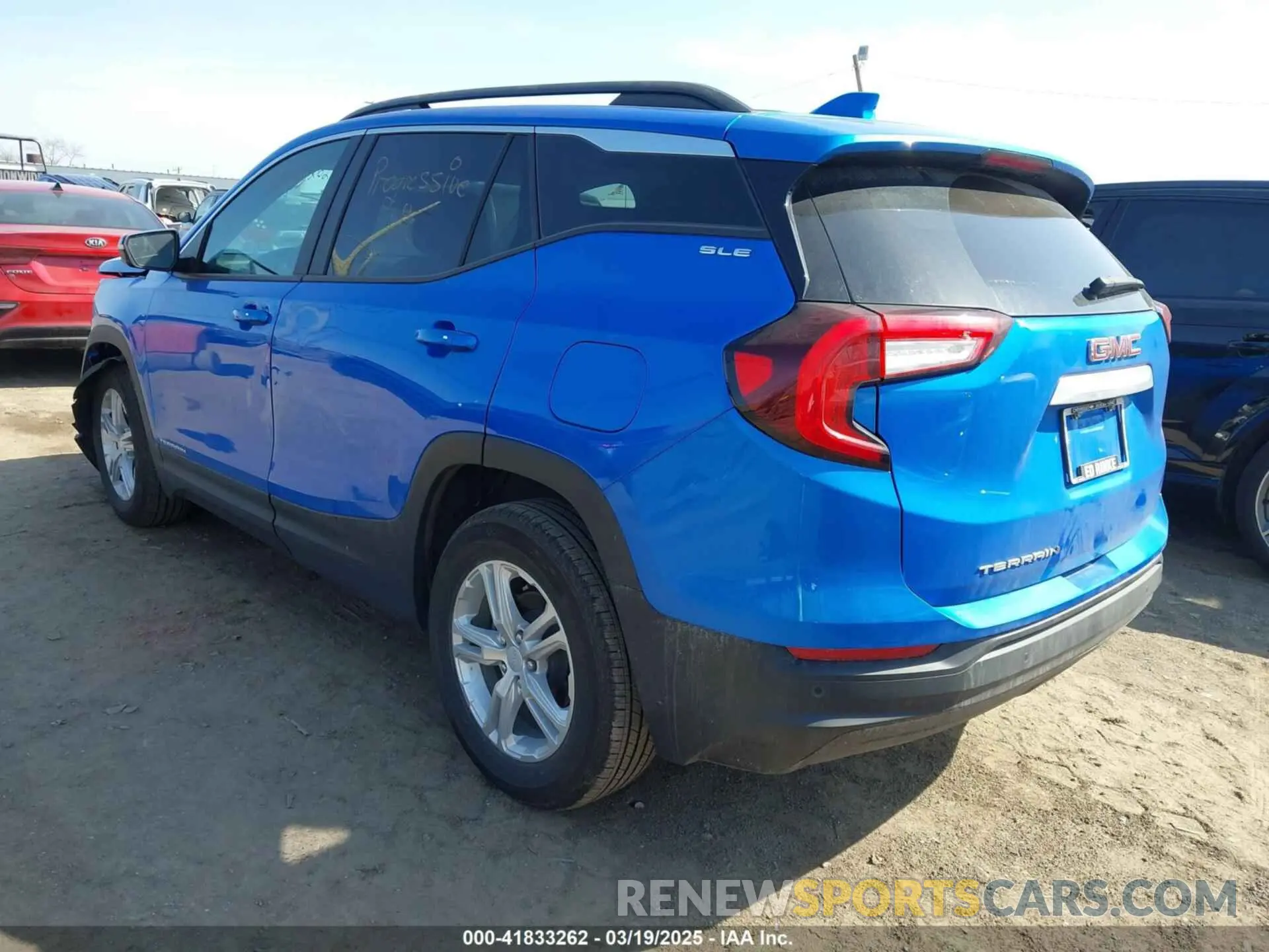 3 Photograph of a damaged car 3GKALMEG7RL182227 GMC TERRAIN 2024