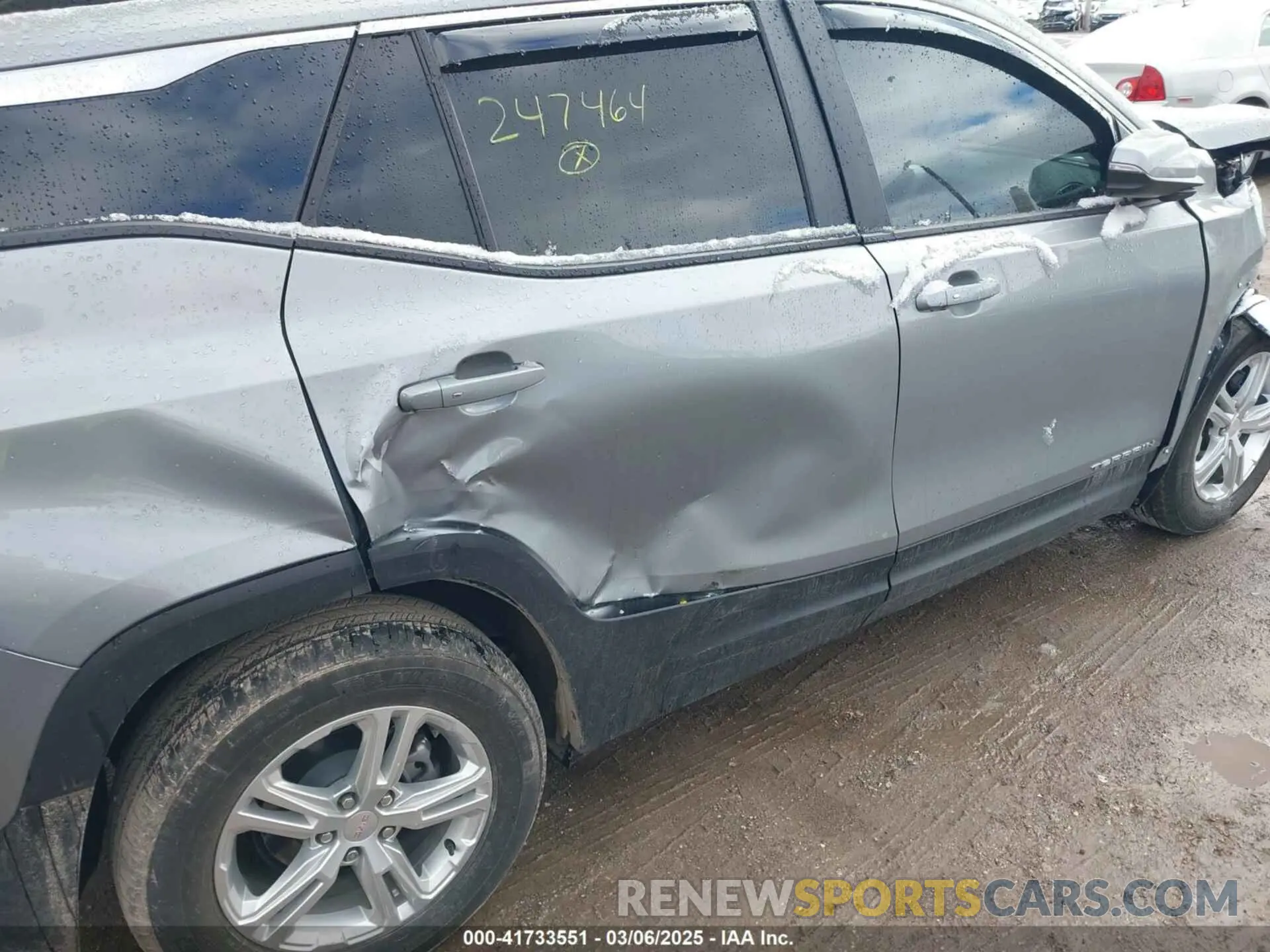 19 Photograph of a damaged car 3GKALMEG7RL247464 GMC TERRAIN 2024