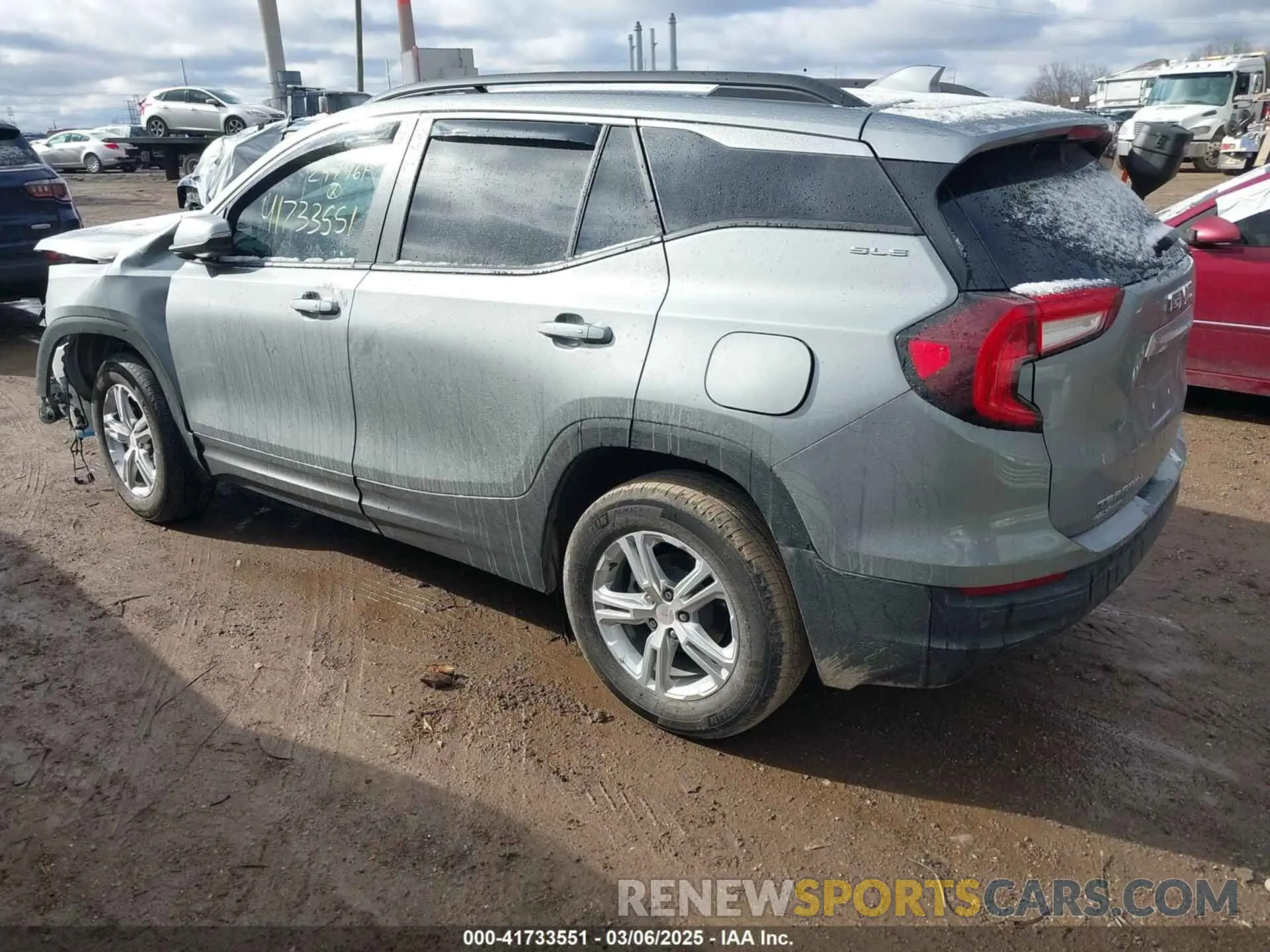3 Photograph of a damaged car 3GKALMEG7RL247464 GMC TERRAIN 2024